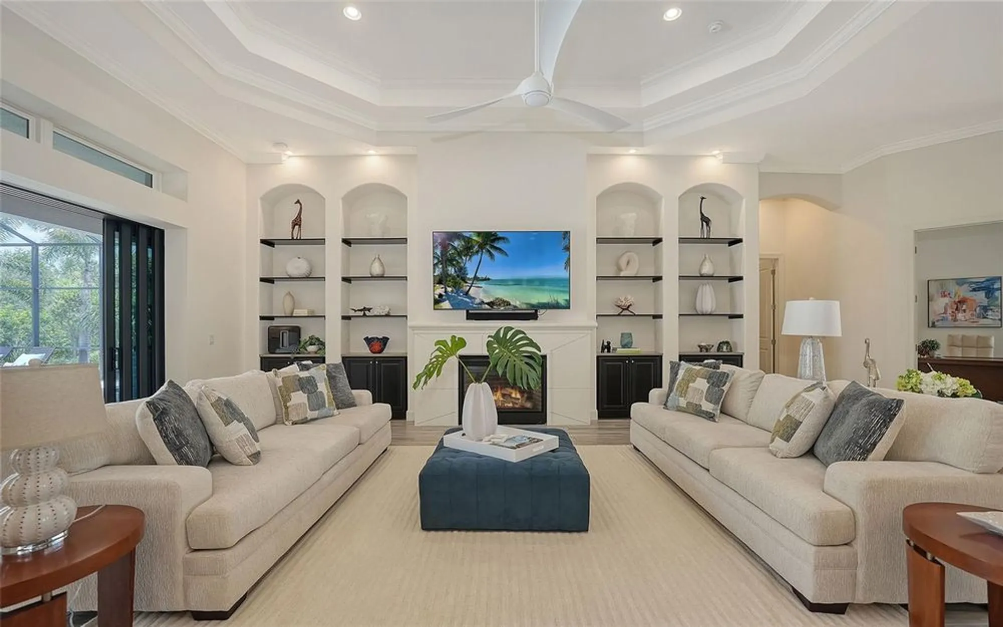 Property Slideshow image 16 of 70 | 4809 benito ct, Bradenton, FL, 34211