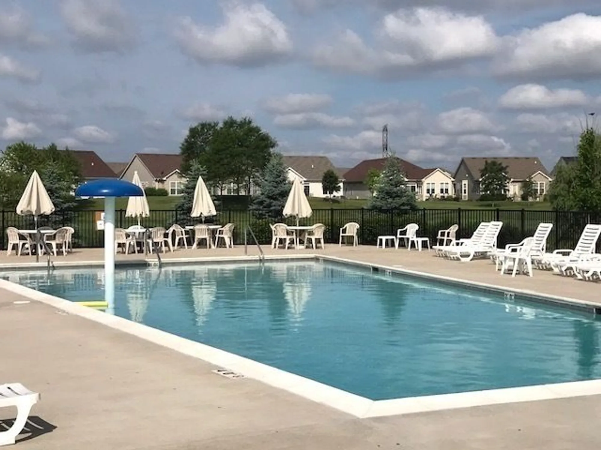 Property Slideshow image 36 of 38 | 2819 normandy cir, Naperville, IL, 60564