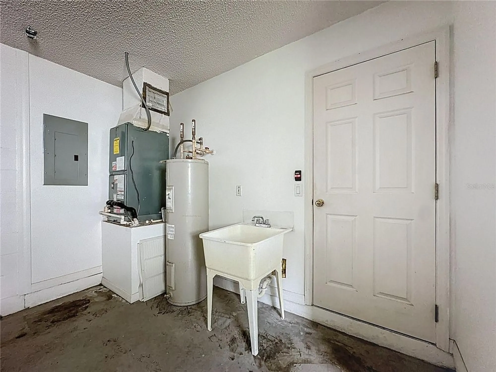 Property Slideshow image 26 of 62 | 3656 eversholt st, Clermont, FL, 34711