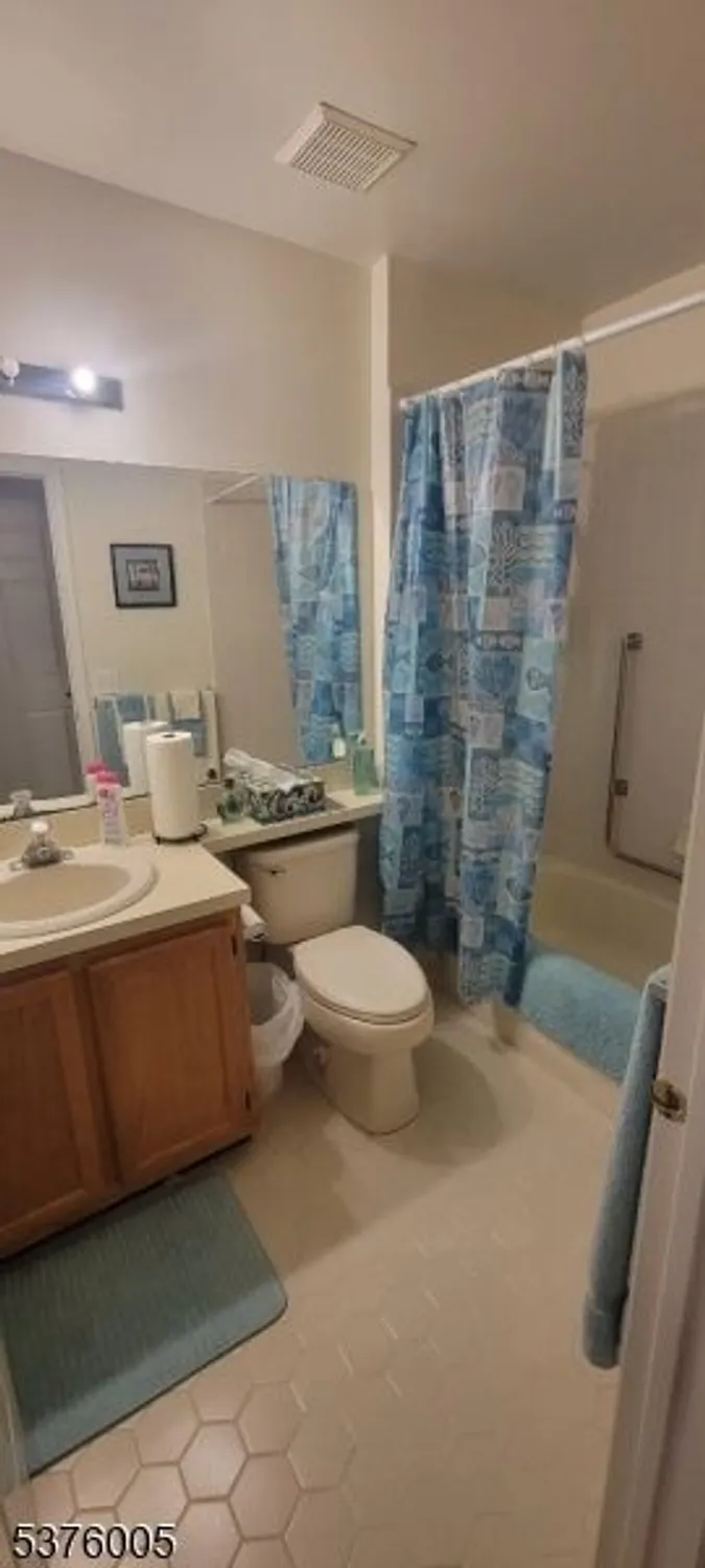 Property Slideshow image 19 of 25 | 85 winthrop rd f, Monroe Twp, NJ, 08831