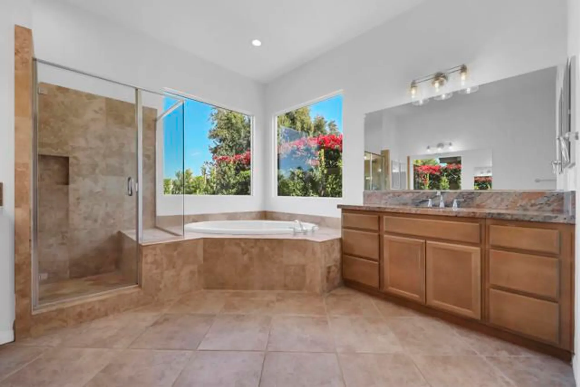 Property Slideshow image 23 of 66 | 81800 eagle claw dr, La Quinta, CA, 92253