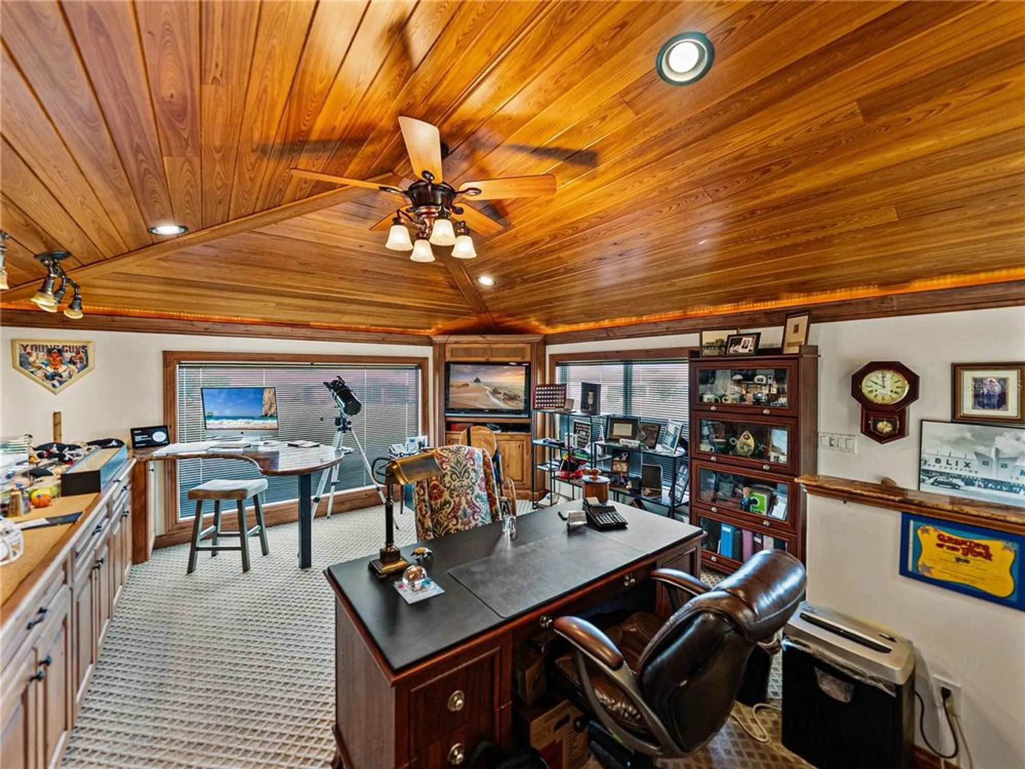 Property Slideshow image 49 of 100 | 4276 dunmore dr, Lake Wales, FL, 33859