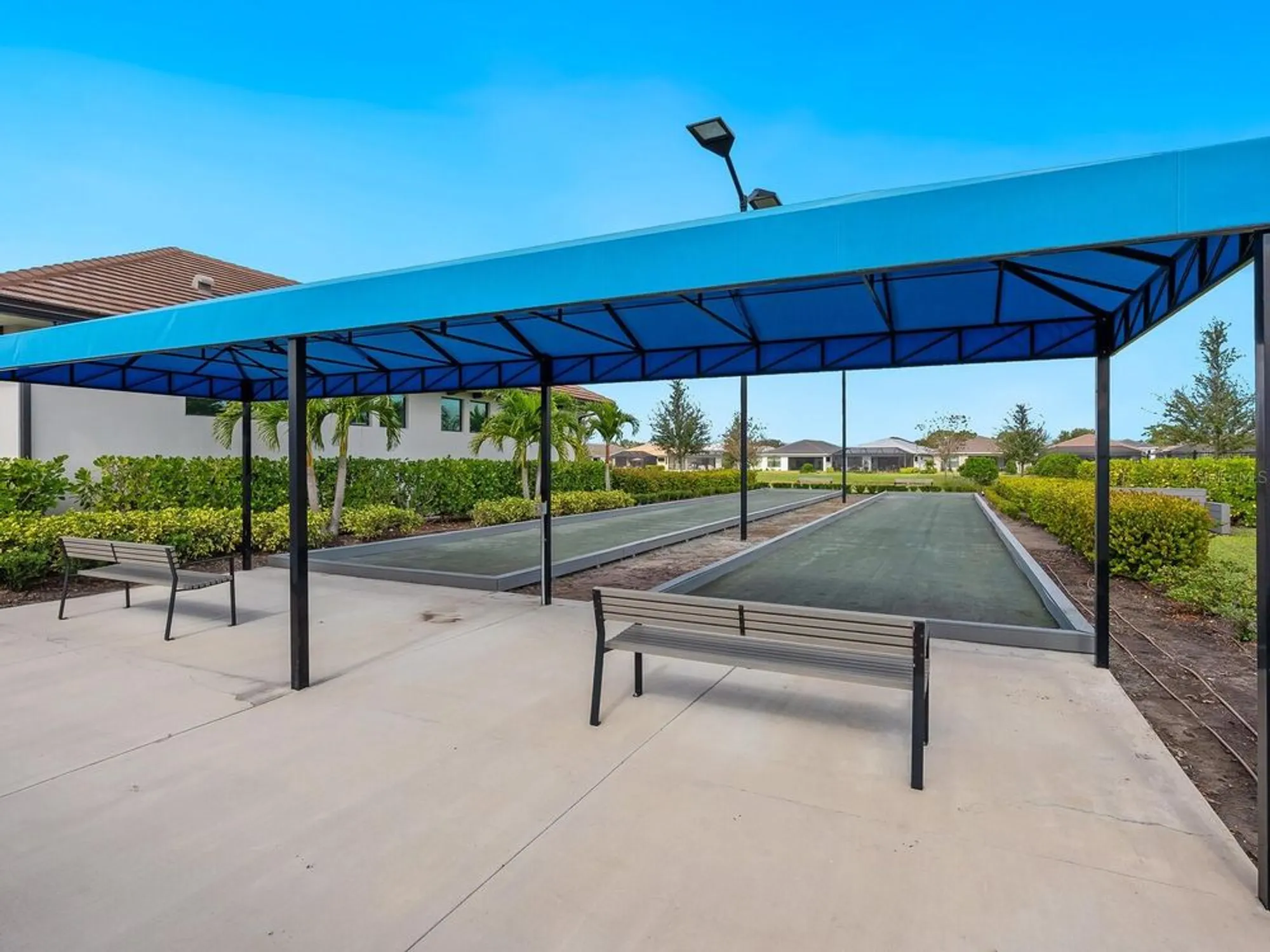 Property Slideshow image 48 of 51 | 4925 surfside cir, Bradenton, FL, 34211