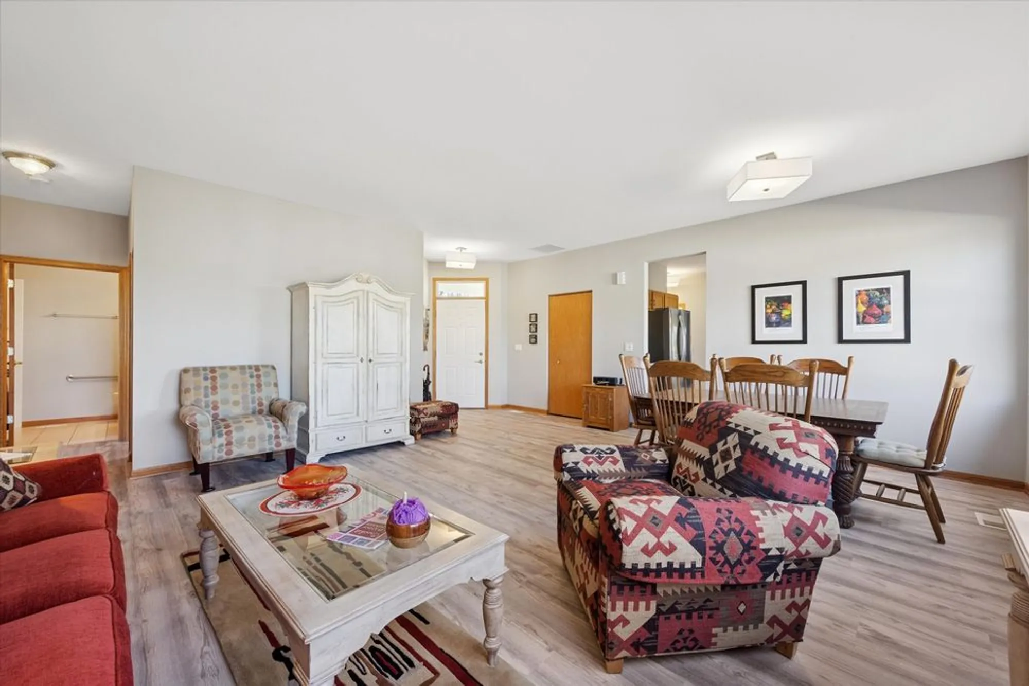 Property Slideshow image 9 of 14 | 13232 s bayberry ln, Plainfield, IL, 60544