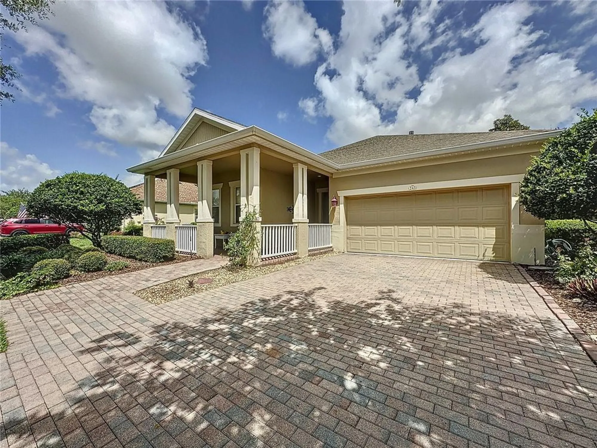 Property Slideshow image 2 of 70 | 243 bayou bend rd, Groveland, FL, 34736