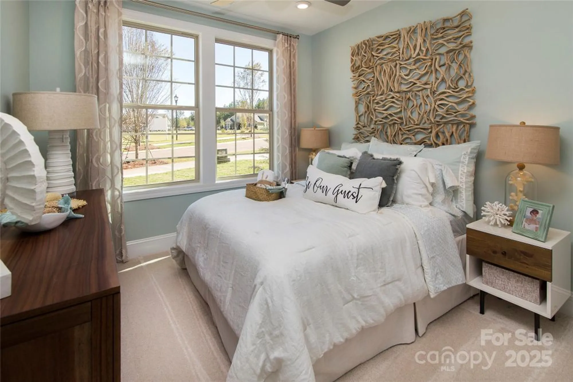 Property Slideshow image 11 of 26 | 8945 silver springs ct, Charlotte, NC, 28215