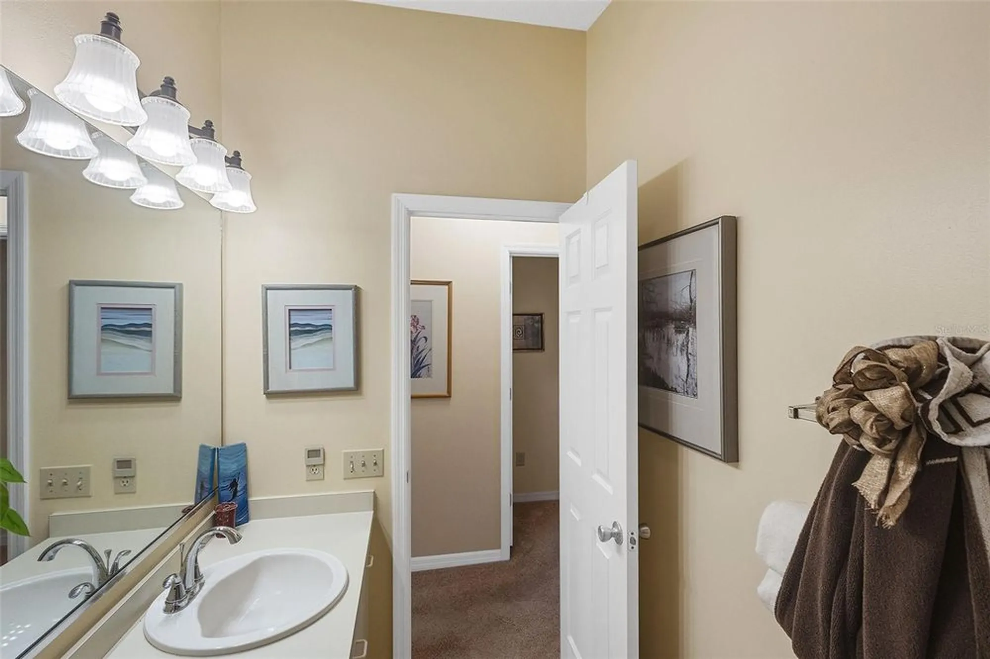Property Slideshow image 20 of 34 | 1536 e schwartz blvd, The Villages, FL, 32159