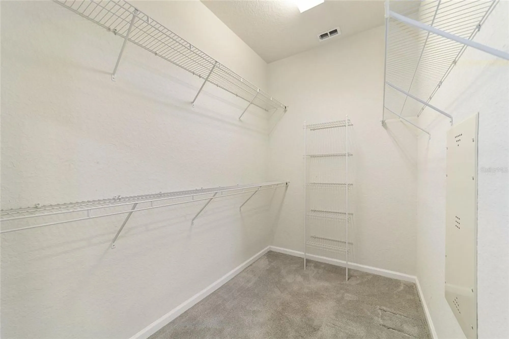 Property Slideshow image 16 of 26 | 9582 sw 70th loop, Ocala, FL, 34481