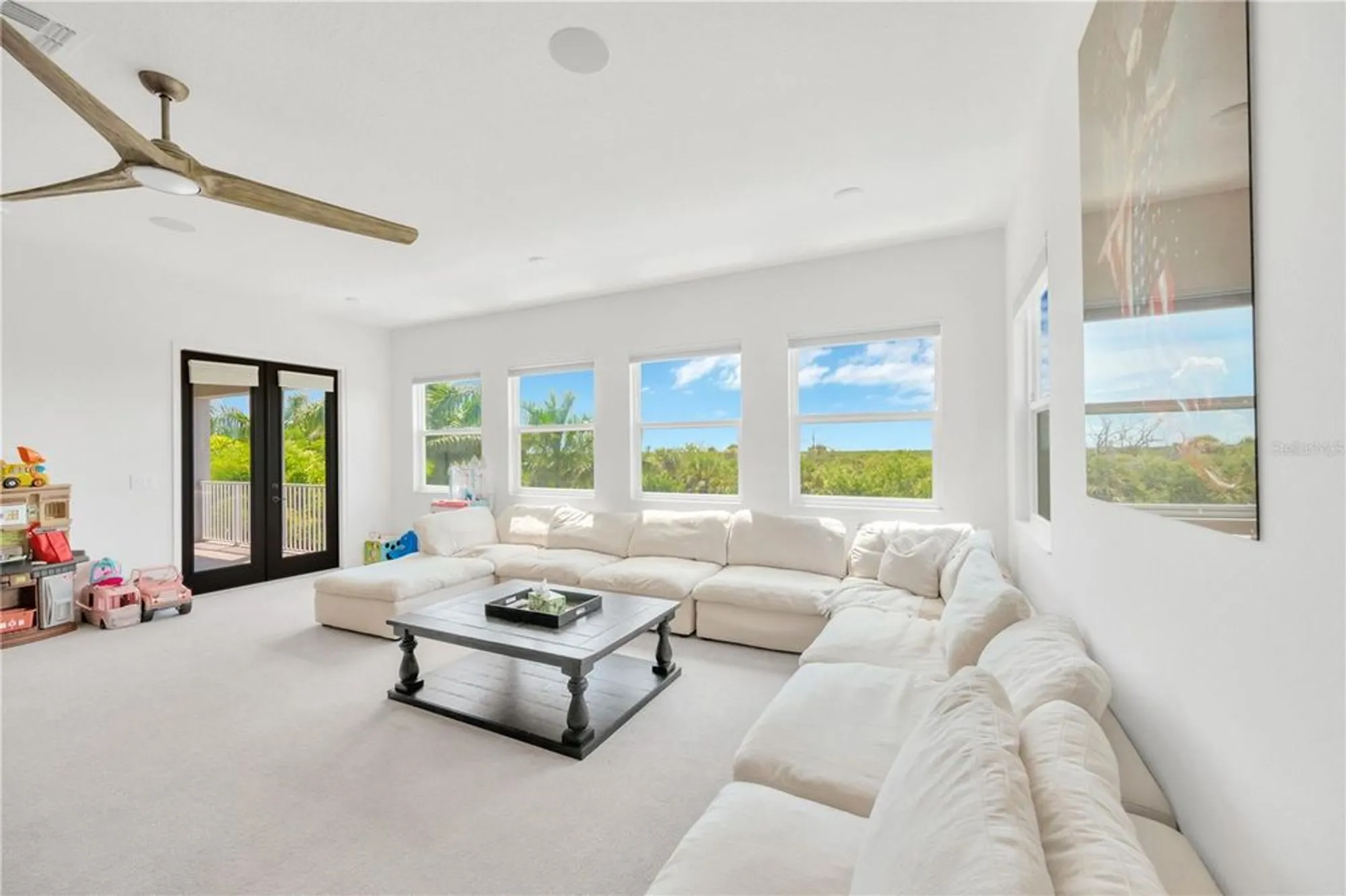 Property Slideshow image 34 of 59 | 832 manns harbor dr, Apollo Beach, FL, 33572