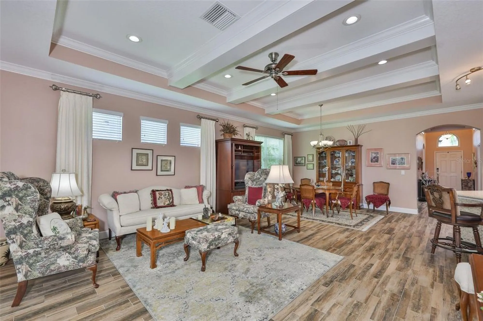 Property Slideshow image 11 of 45 | 658 chipper dr, Sun City Center, FL, 33573
