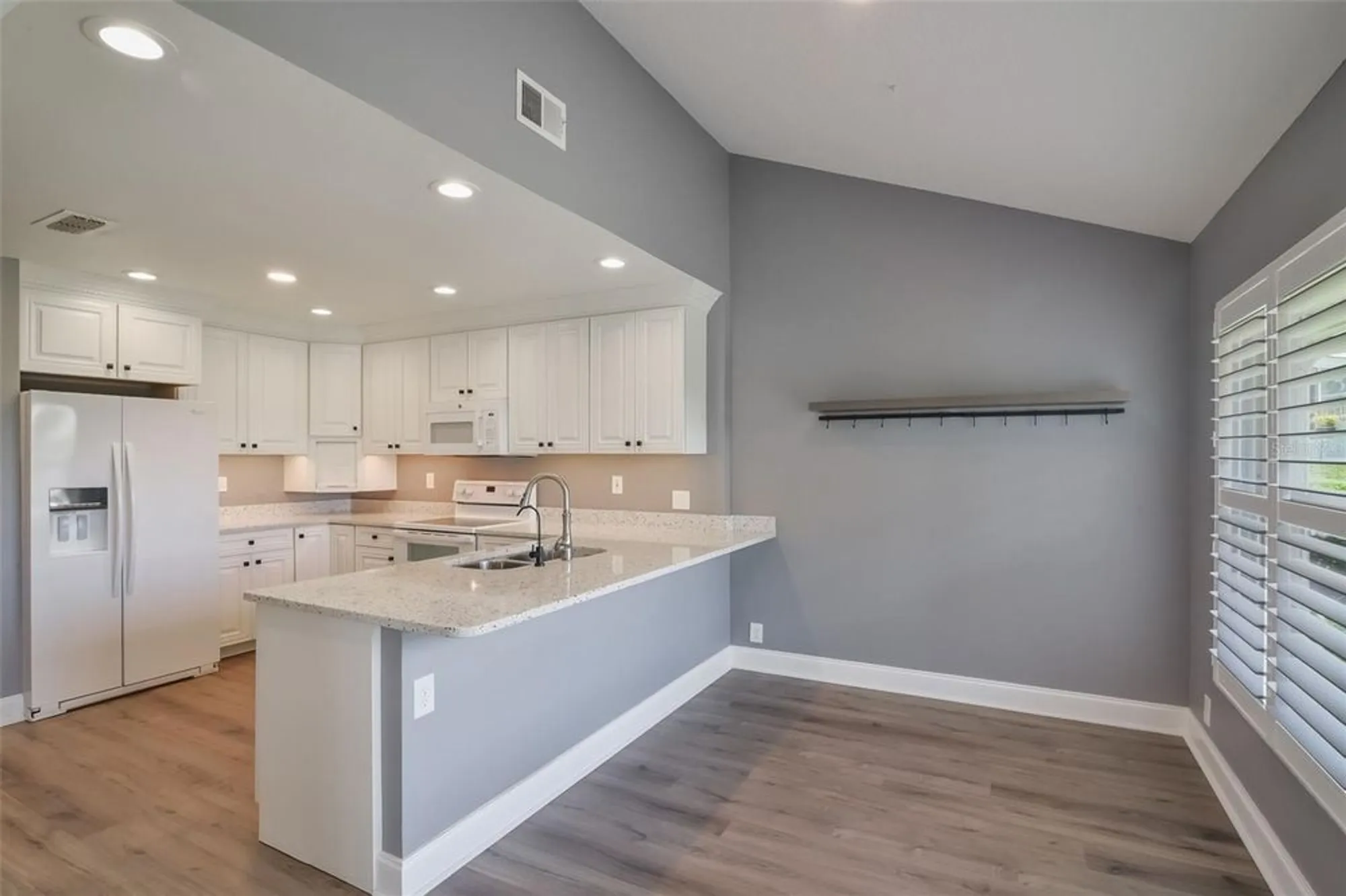 Property Slideshow image 18 of 76 | 6036 topsail rd, Lady Lake, FL, 32159