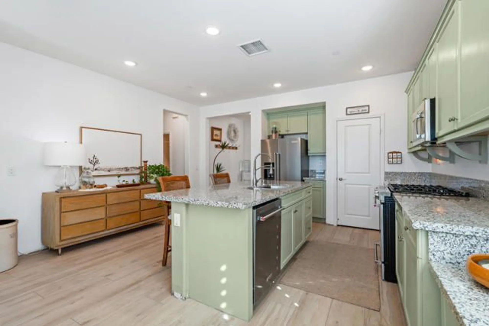 Property Slideshow image 9 of 44 | 85413 giorno ct, Indio, CA, 92203