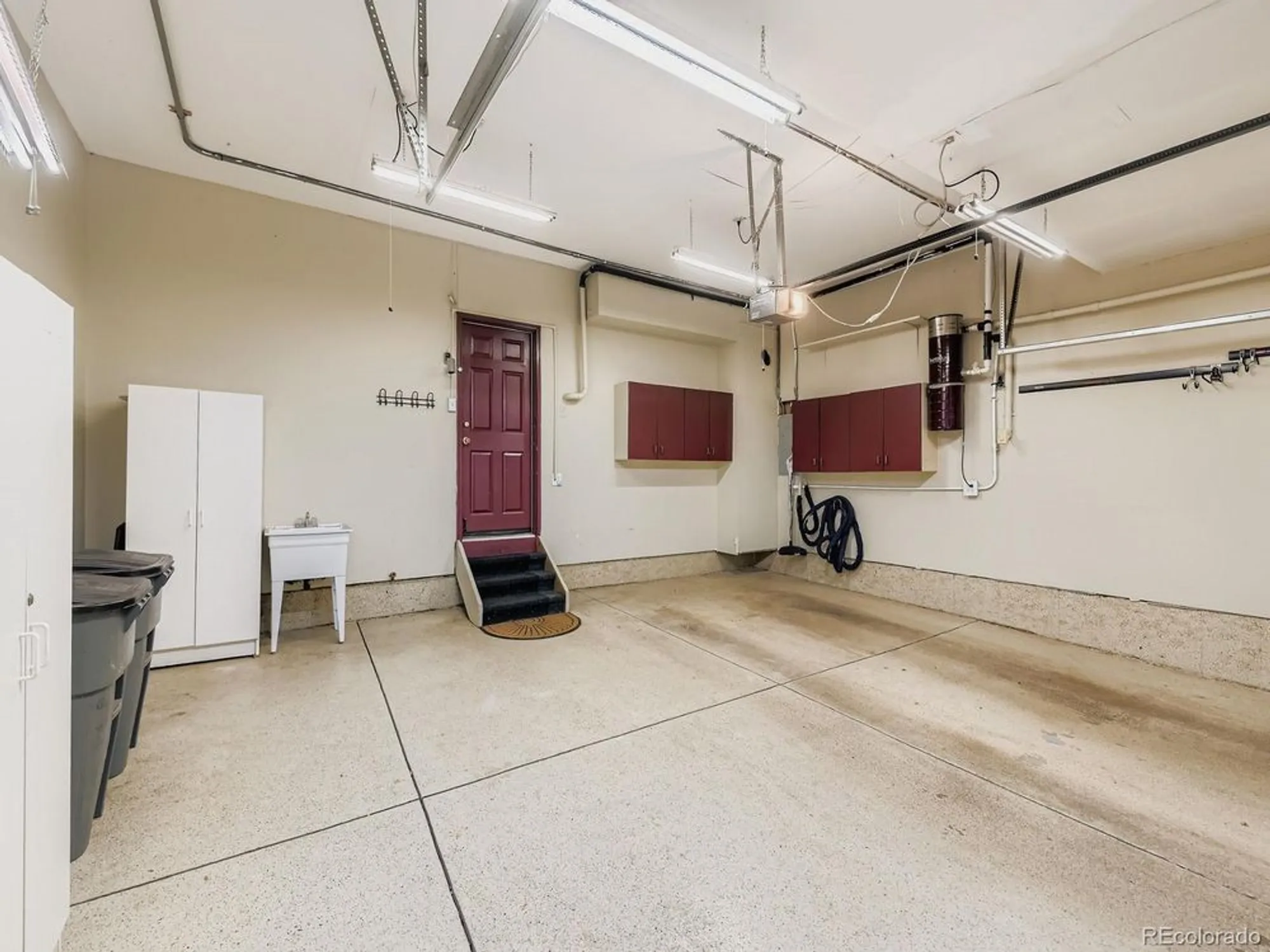 Property Slideshow image 26 of 37 | 2712 w greens pl, Littleton, CO, 80123