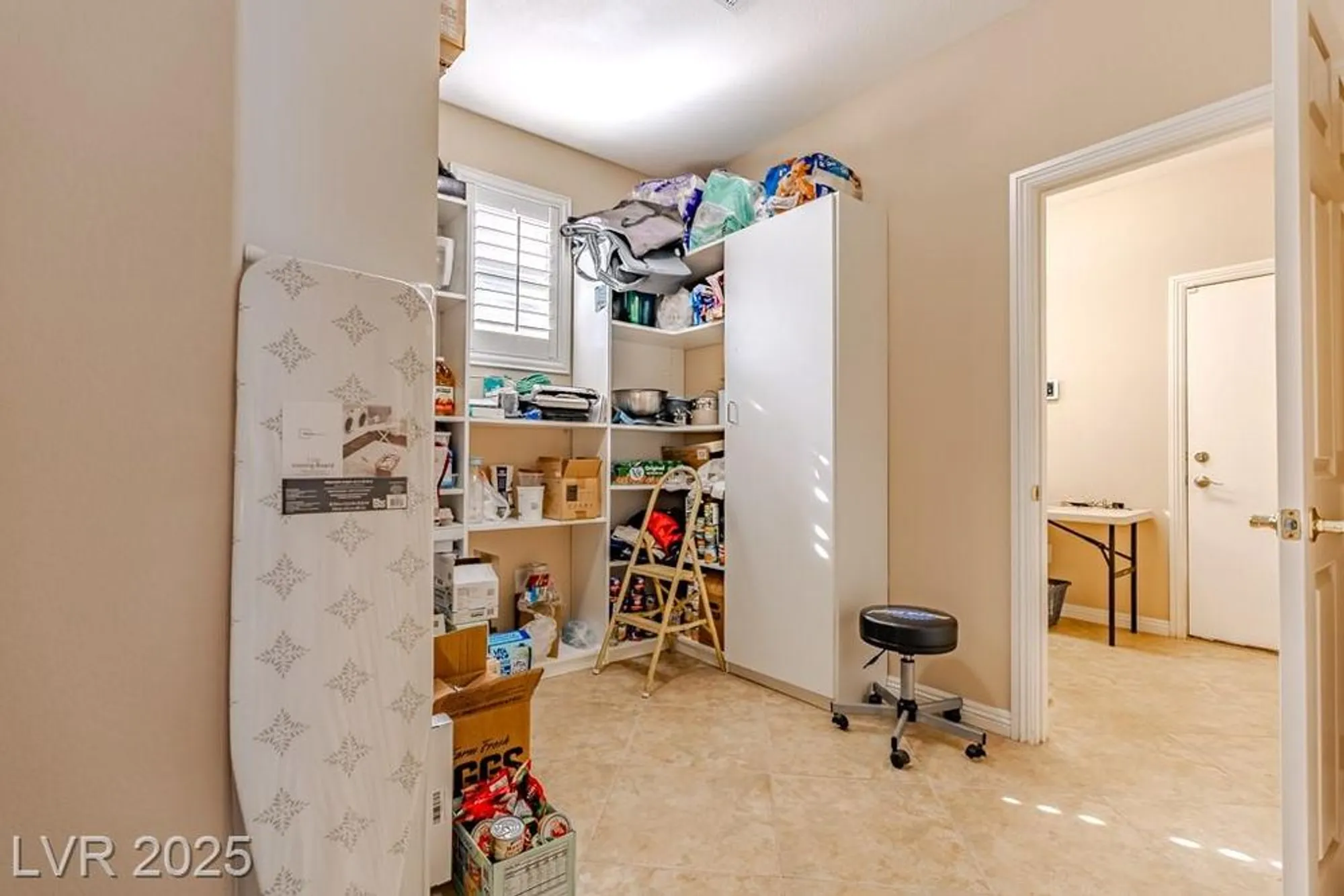Property Slideshow image 15 of 65 | 5110 silenzio st, Las Vegas, NV, 89135