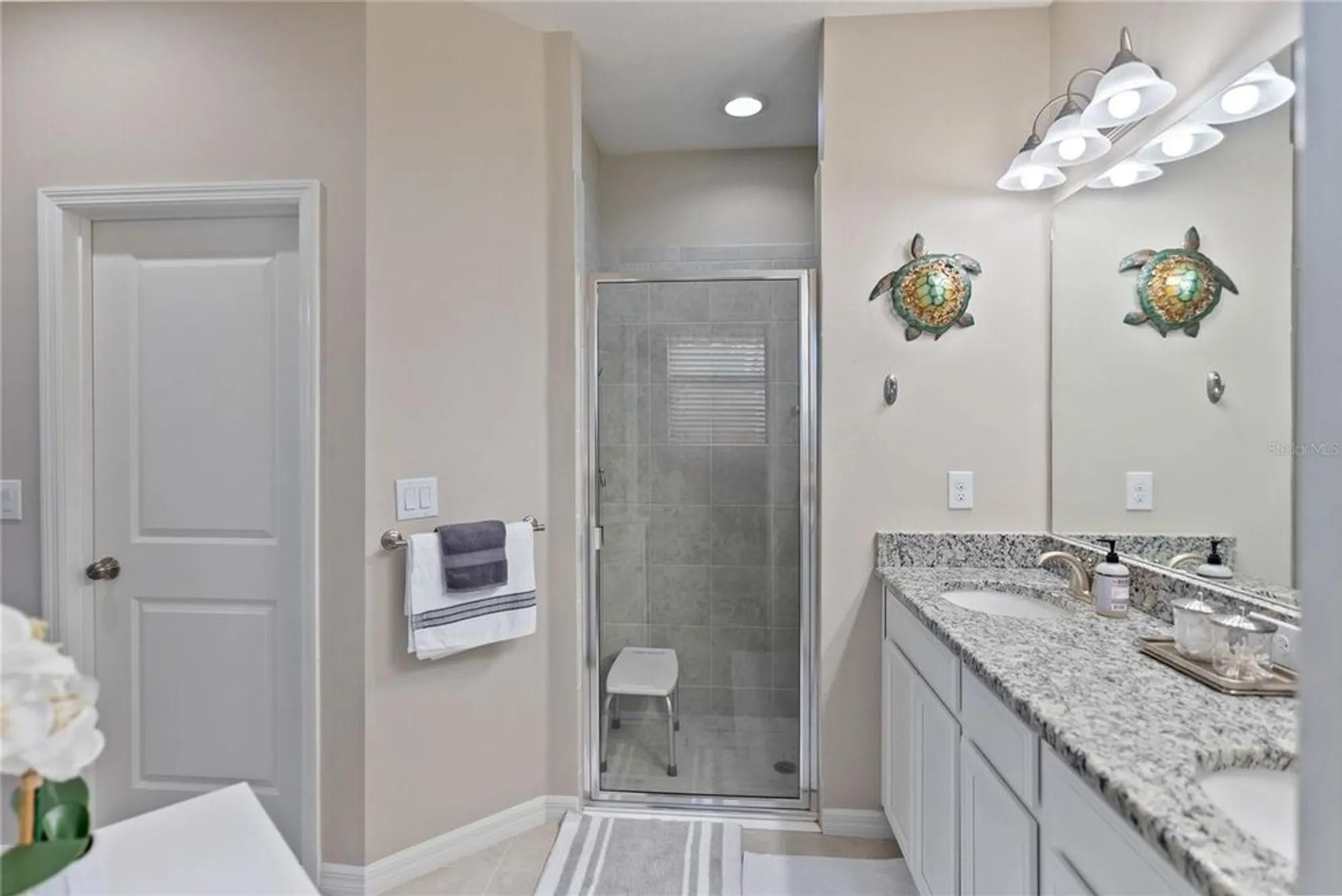 Property Slideshow image 27 of 72 | 12710 sorrento way 101, Bradenton, FL, 34211