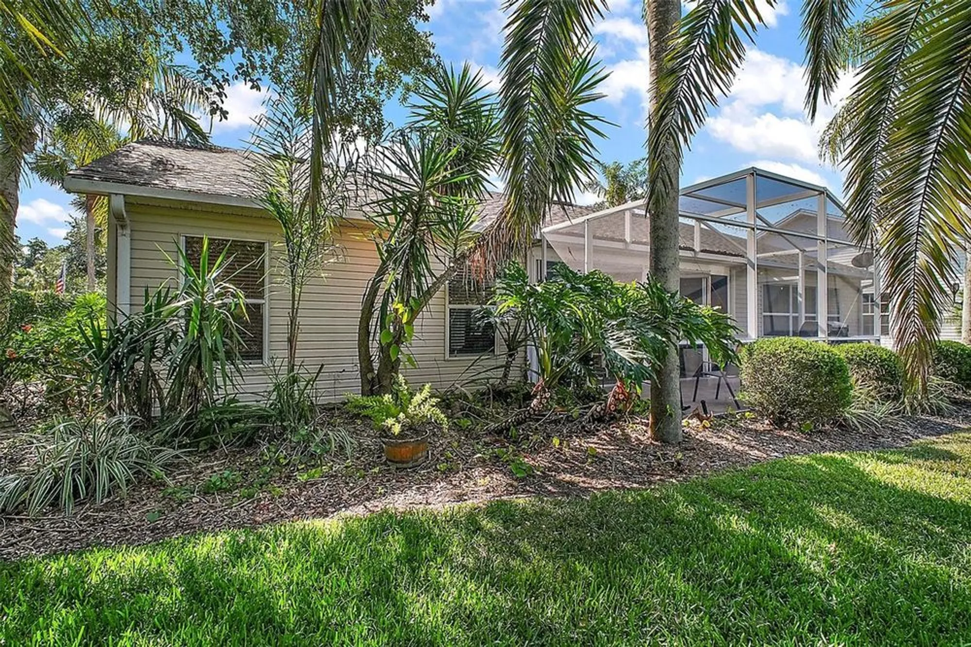 Property Slideshow image 36 of 36 | 25129 riverwalk dr, Leesburg, FL, 34748