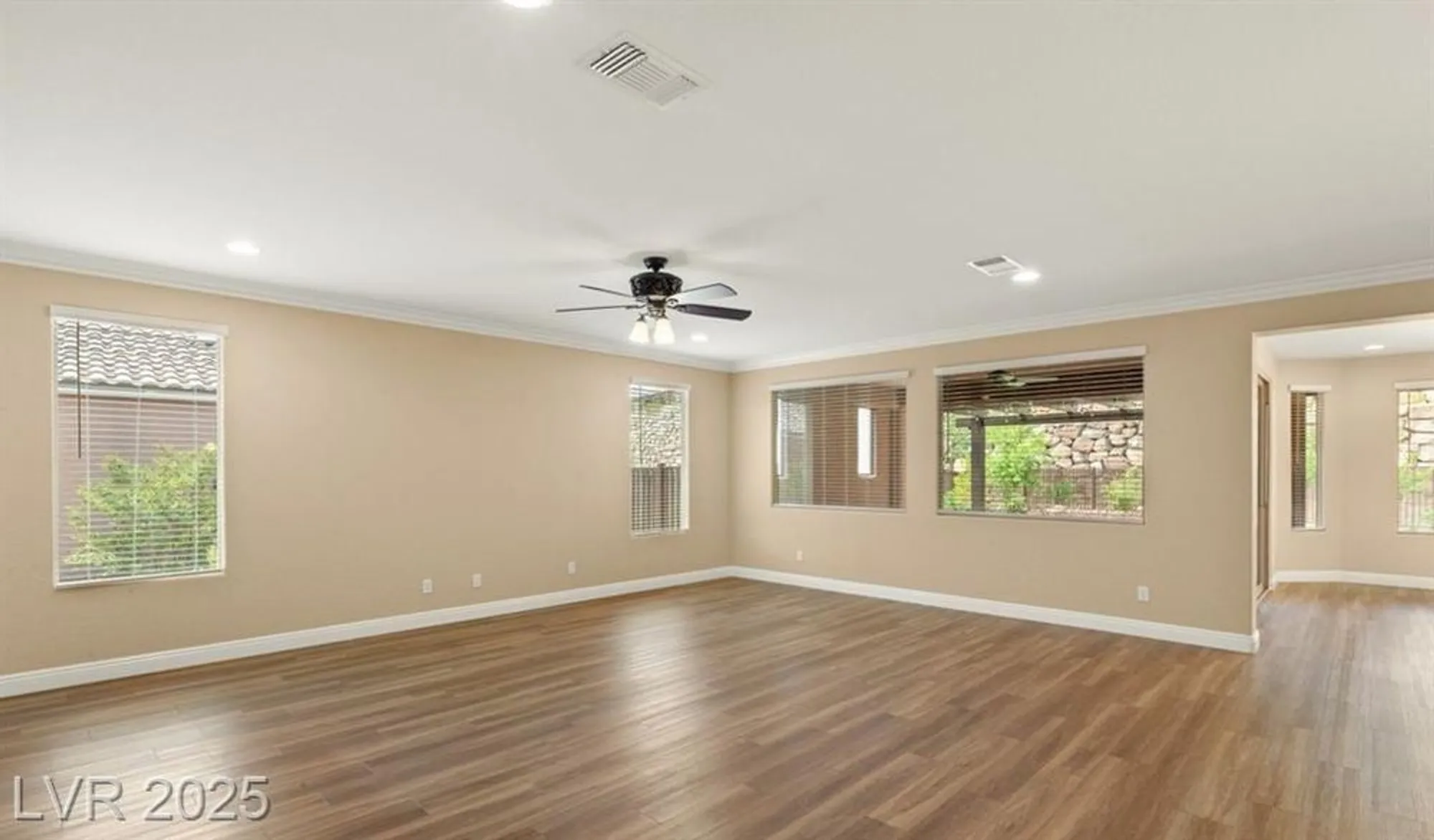 Property Slideshow image 8 of 64 | 1155 dreamcatcher blf, Mesquite, NV, 89034