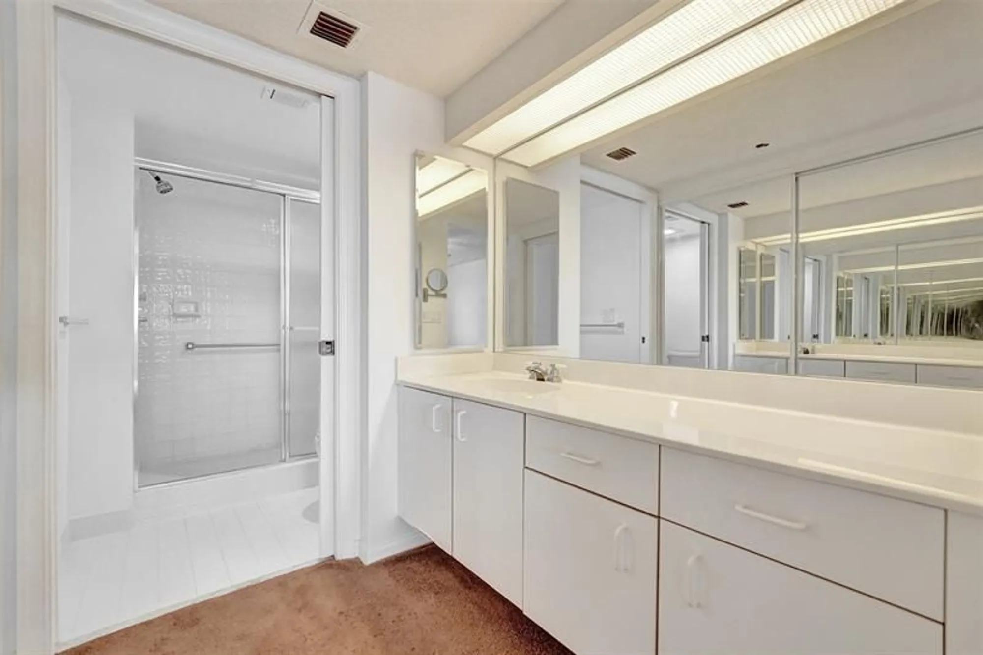 Property Slideshow image 35 of 69 | 9563 weldon cir apt d212, Fort Lauderdale, FL, 33321