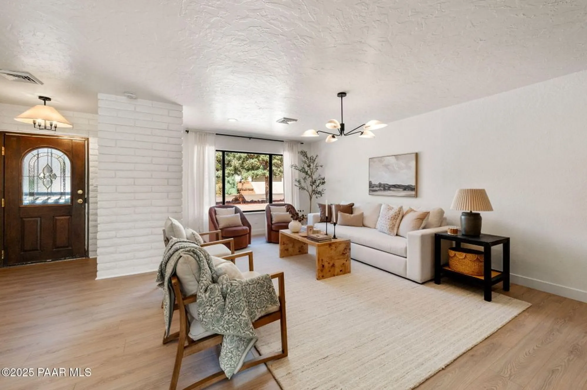 Property Slideshow image 5 of 32 | 679 tawa ct, Prescott, AZ, 86301