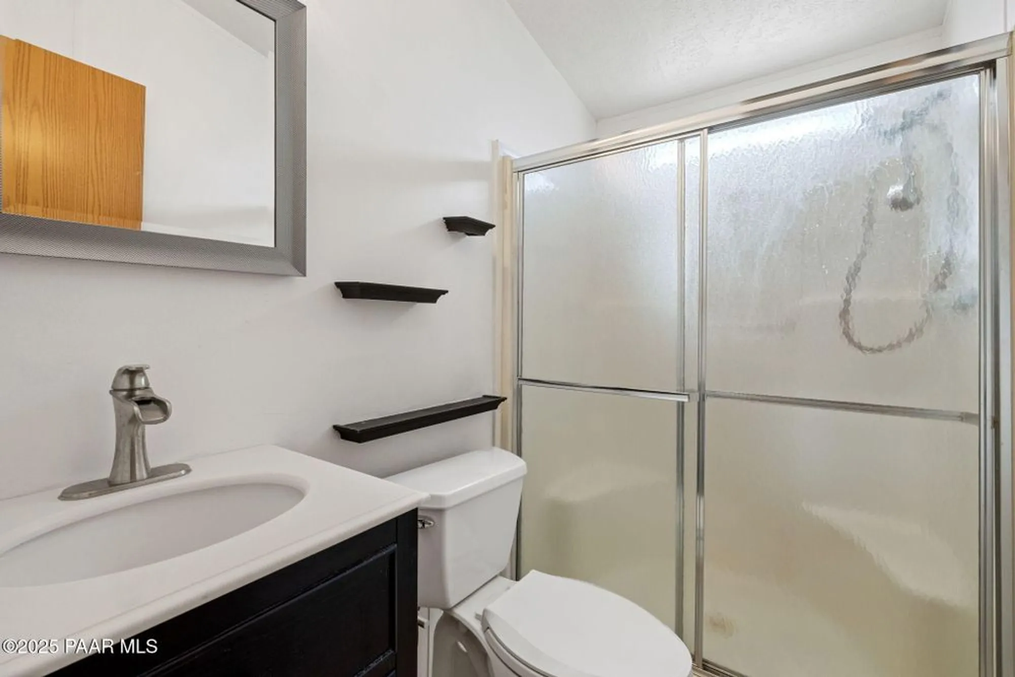 Property Slideshow image 8 of 17 | 2486 hilltop rd, Prescott, AZ, 86301