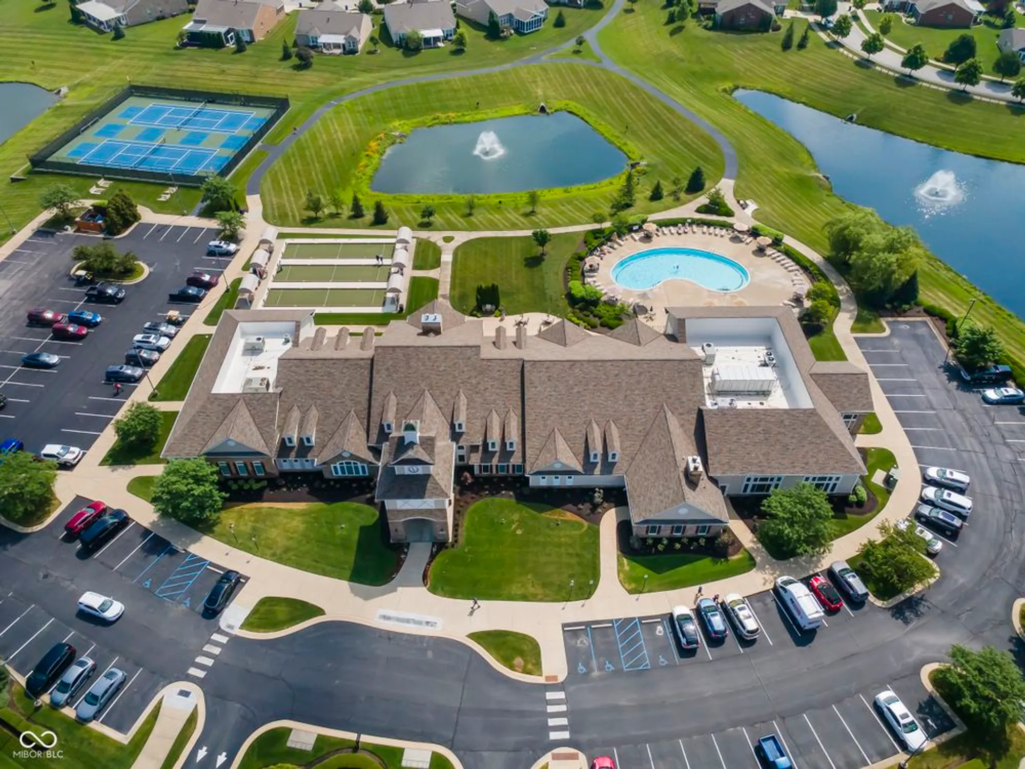 Property Slideshow image 35 of 52 | 13456 ravenswood trl, Fishers, IN, 46037