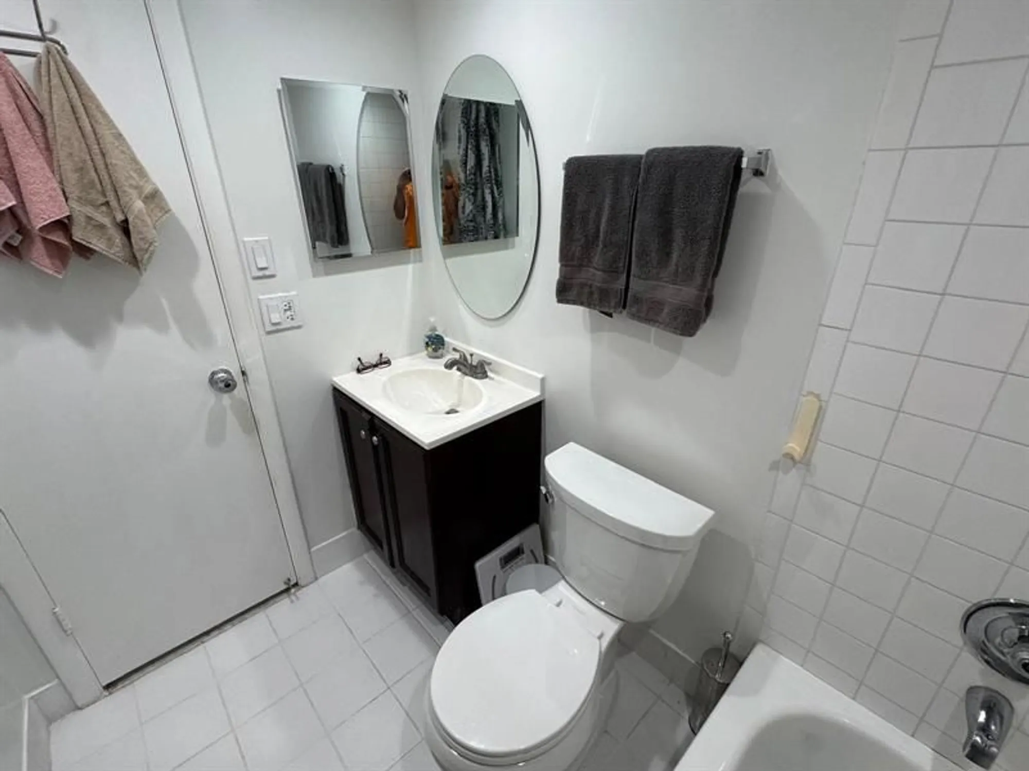 Property Slideshow image 22 of 40 | 6701 n university dr apt 216, Tamarac, FL, 33321