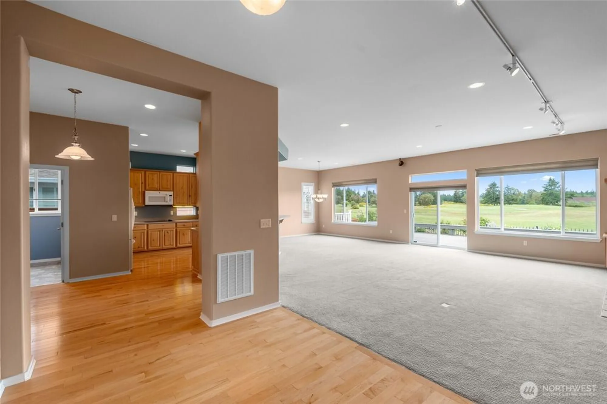 Property Slideshow image 5 of 40 | 4420 vashon dr, Lacey, WA, 98516