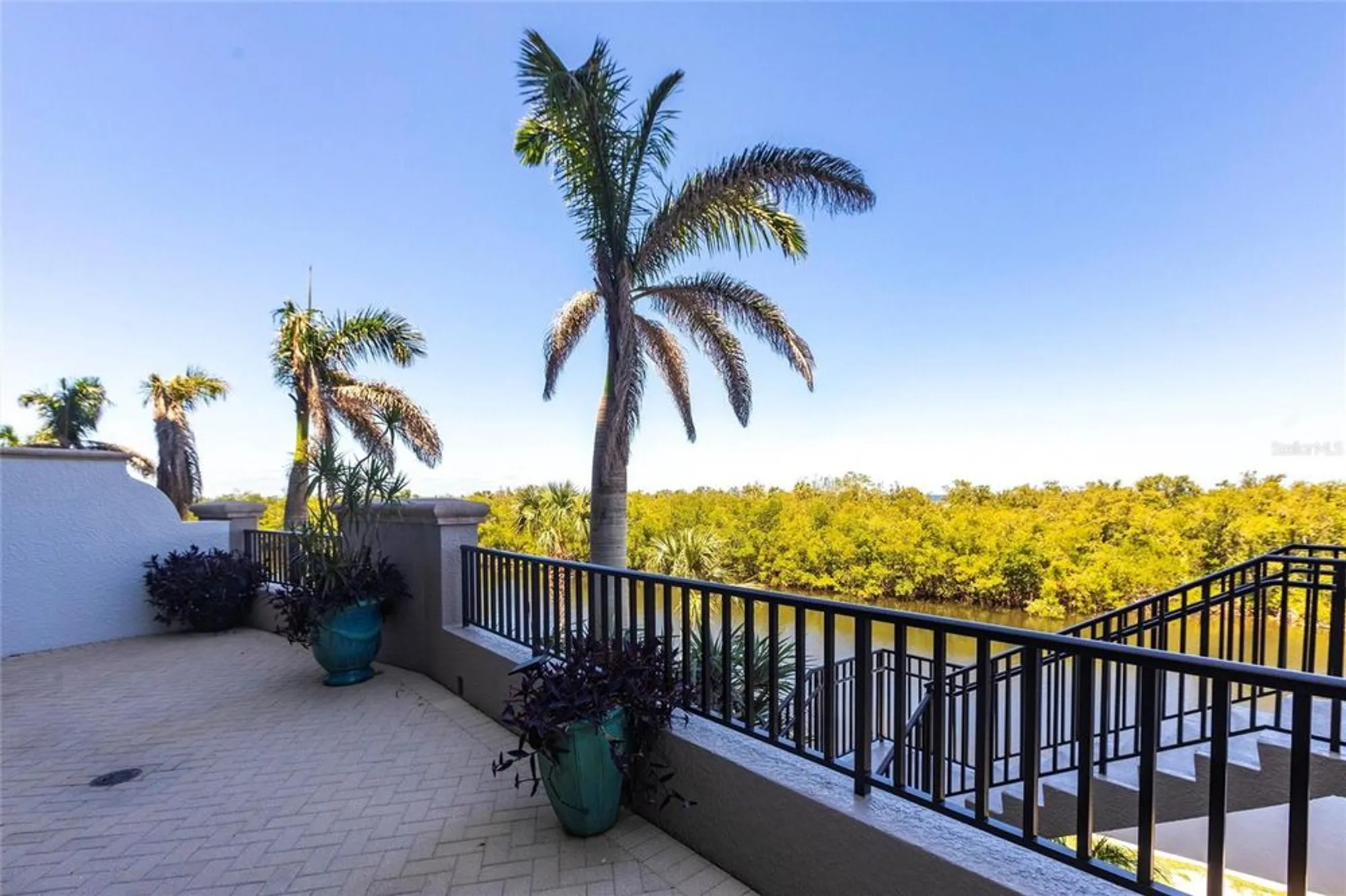 Property Slideshow image 39 of 76 | 3329 sunset key cir unit 107, Punta Gorda, FL, 33955