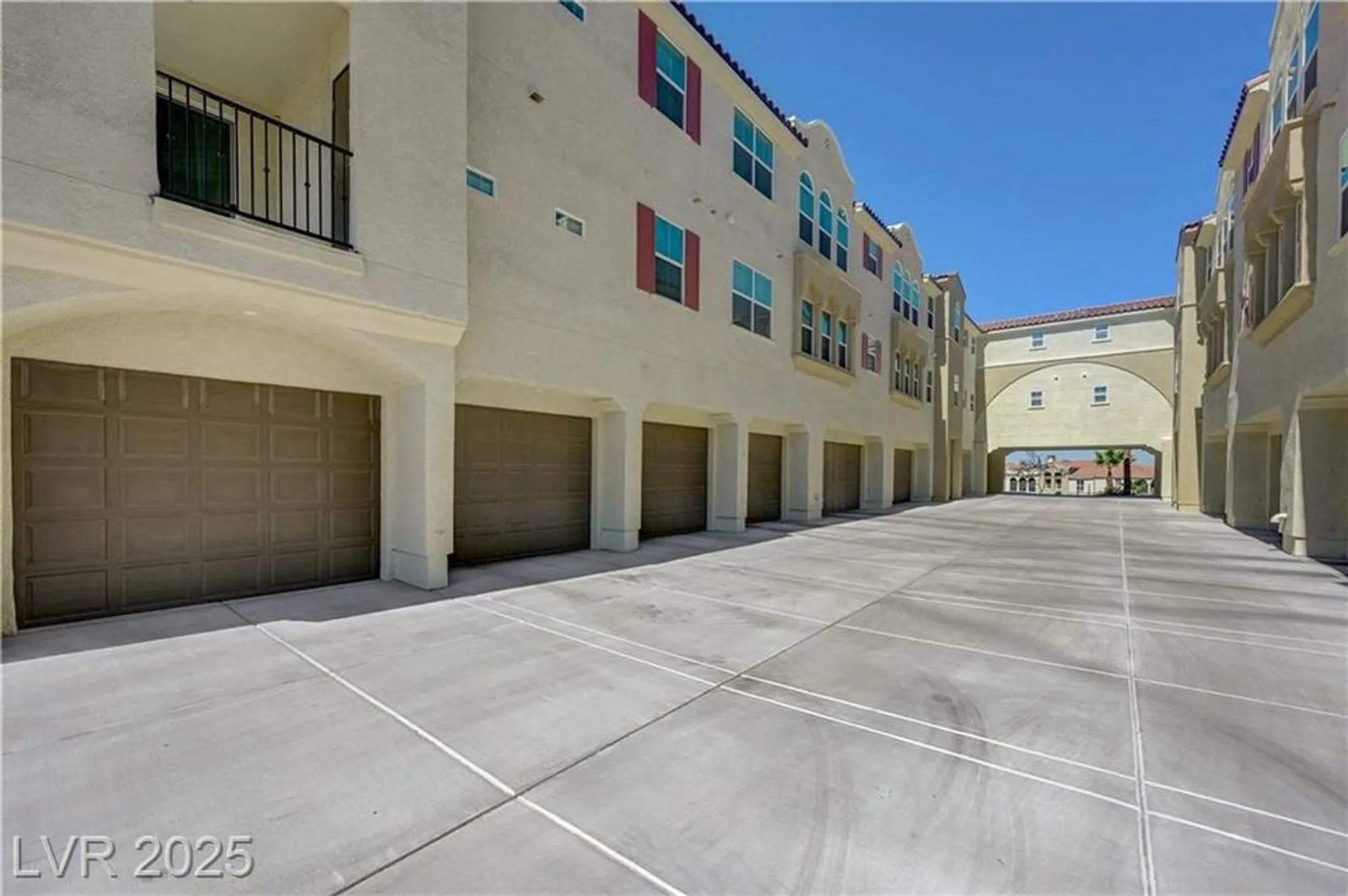 Property Slideshow image 32 of 35 | 2555 hampton rd 8202, Henderson, NV, 89052