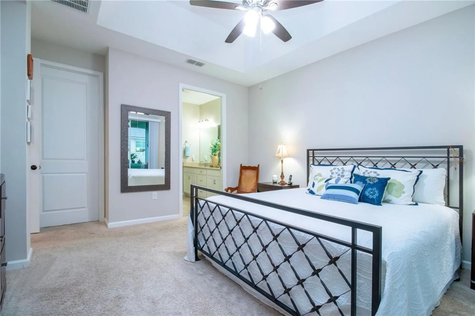 Property Slideshow image 14 of 41 | 11728 meadowgate pl, Bradenton, FL, 34211