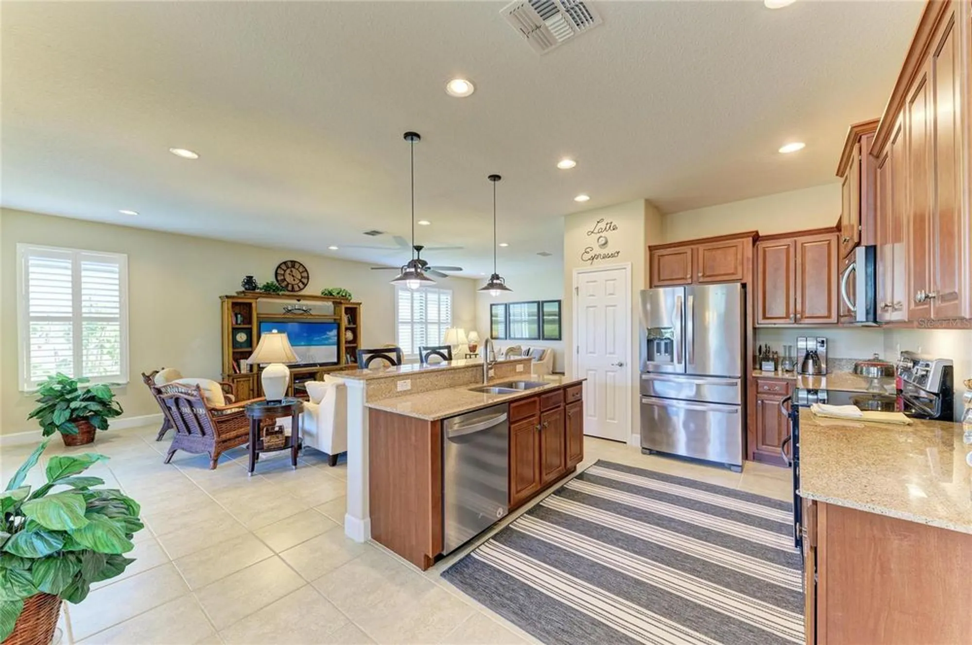 Property Slideshow image 12 of 50 | 1867 batello dr, Venice, FL, 34292