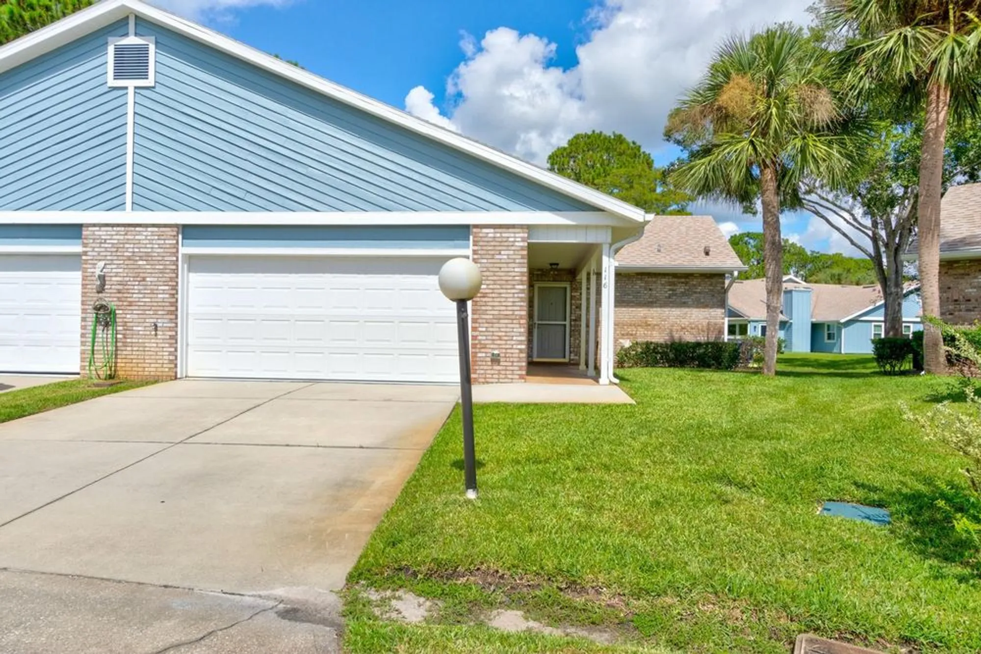 Property Slideshow image 2 of 28 | 116 duck hawk cir 3040, Daytona Beach, FL, 32119