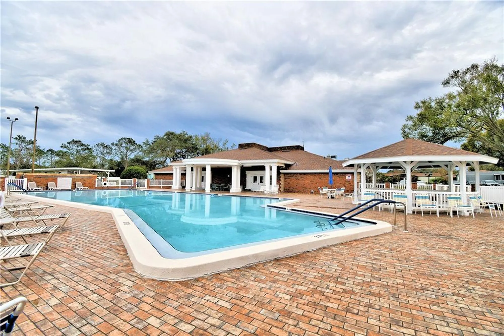 Property Slideshow image 40 of 48 | 4816 goldenview ln, Lakeland, FL, 33811