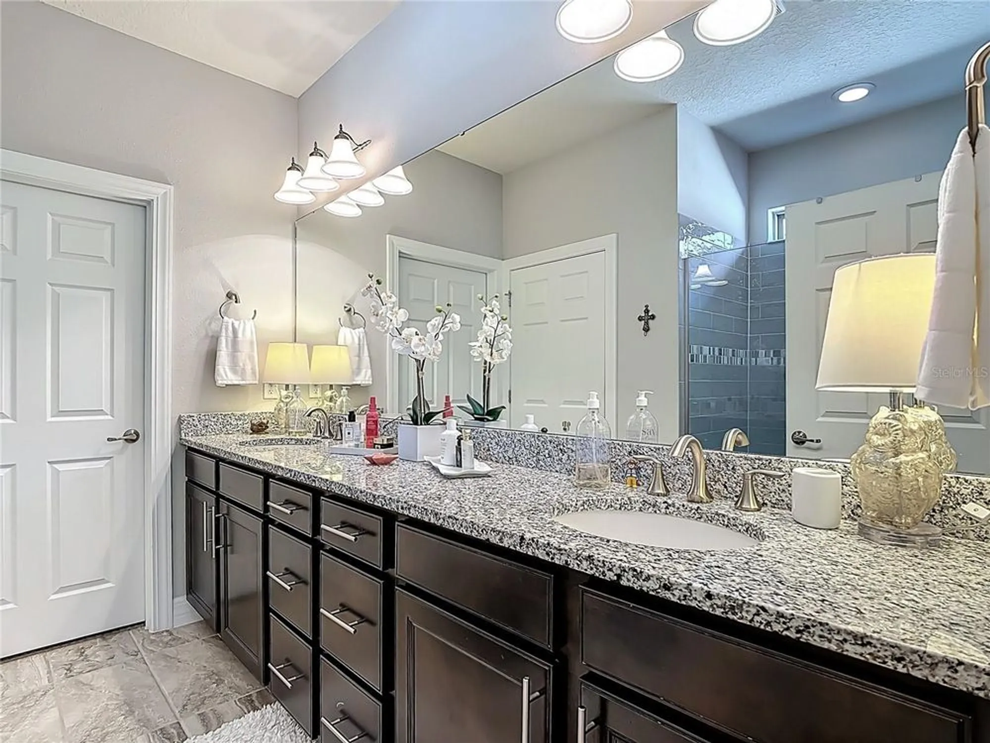 Property Slideshow image 30 of 68 | 588 cantabria dr, Davenport, FL, 33837