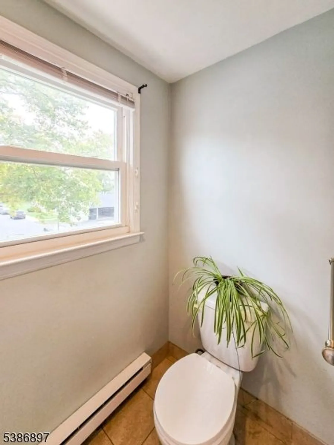 Property Slideshow image 20 of 35 | 374 new bedford ln, Monroe Twp., NJ, 08831