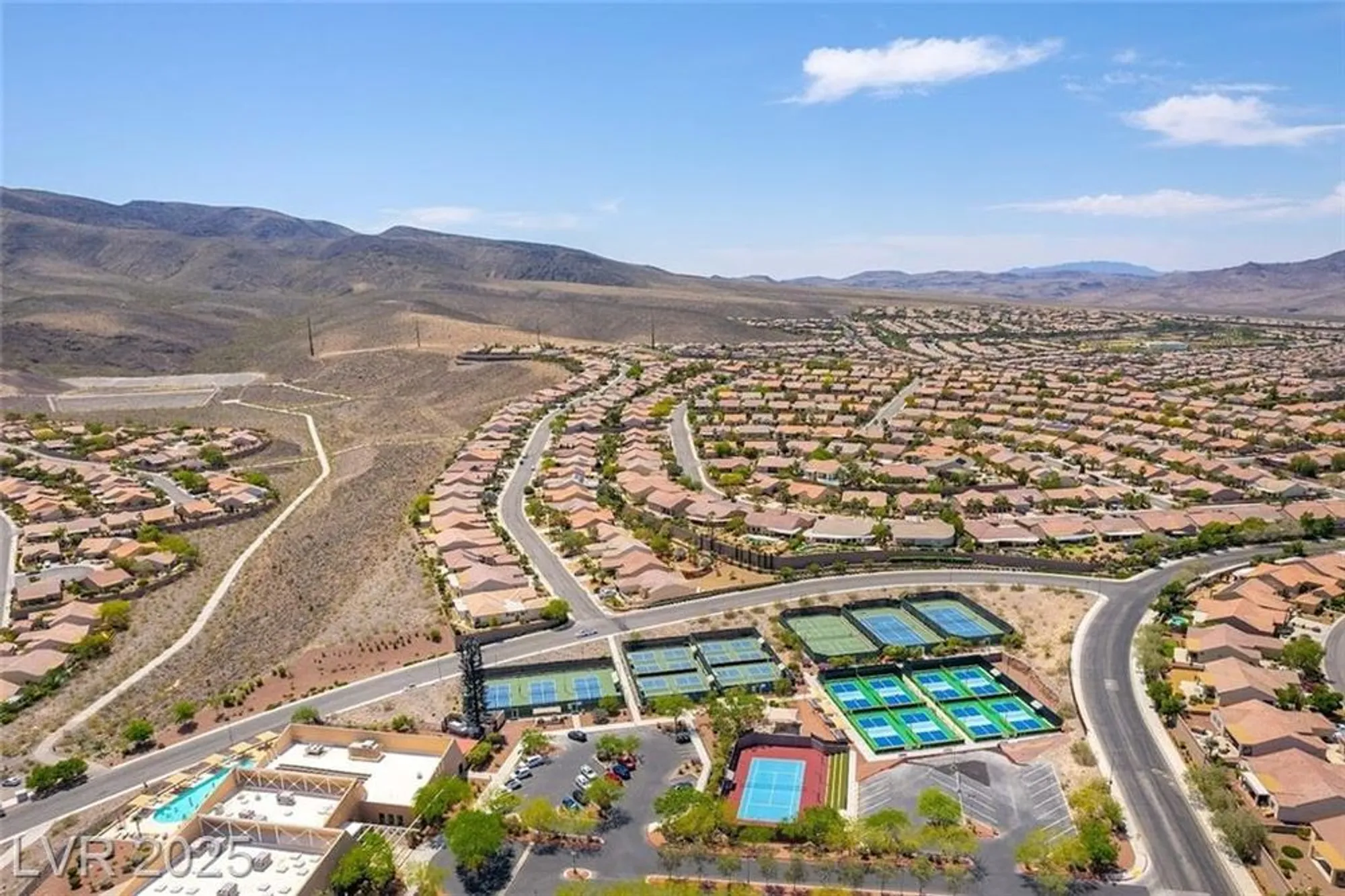 Property Slideshow image 33 of 40 | 2373 ozark plateau dr, Henderson, NV, 89044