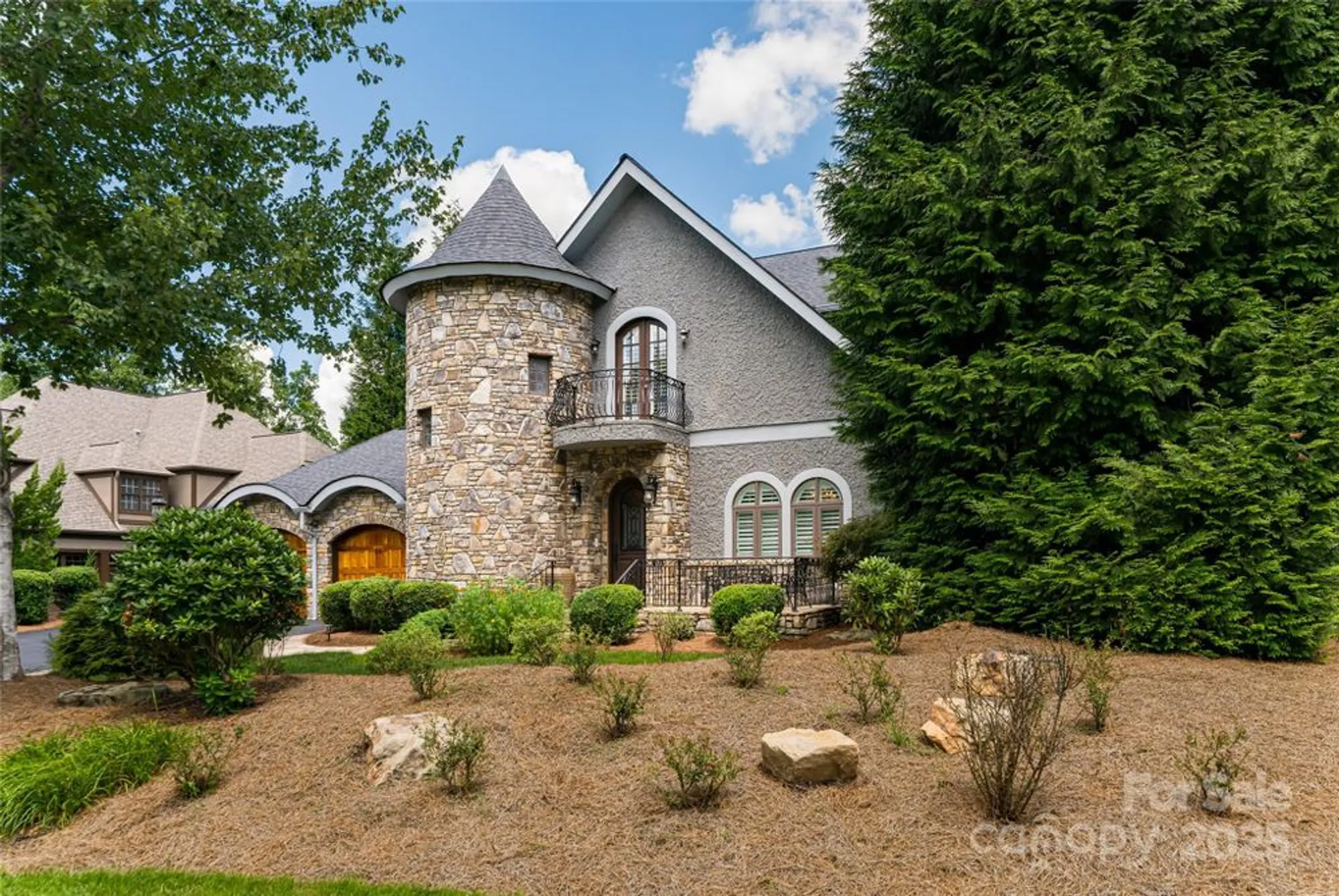 Property Slideshow image 47 of 48 | 1006 coves pheasant ct, Biltmore Lake, NC, 28715