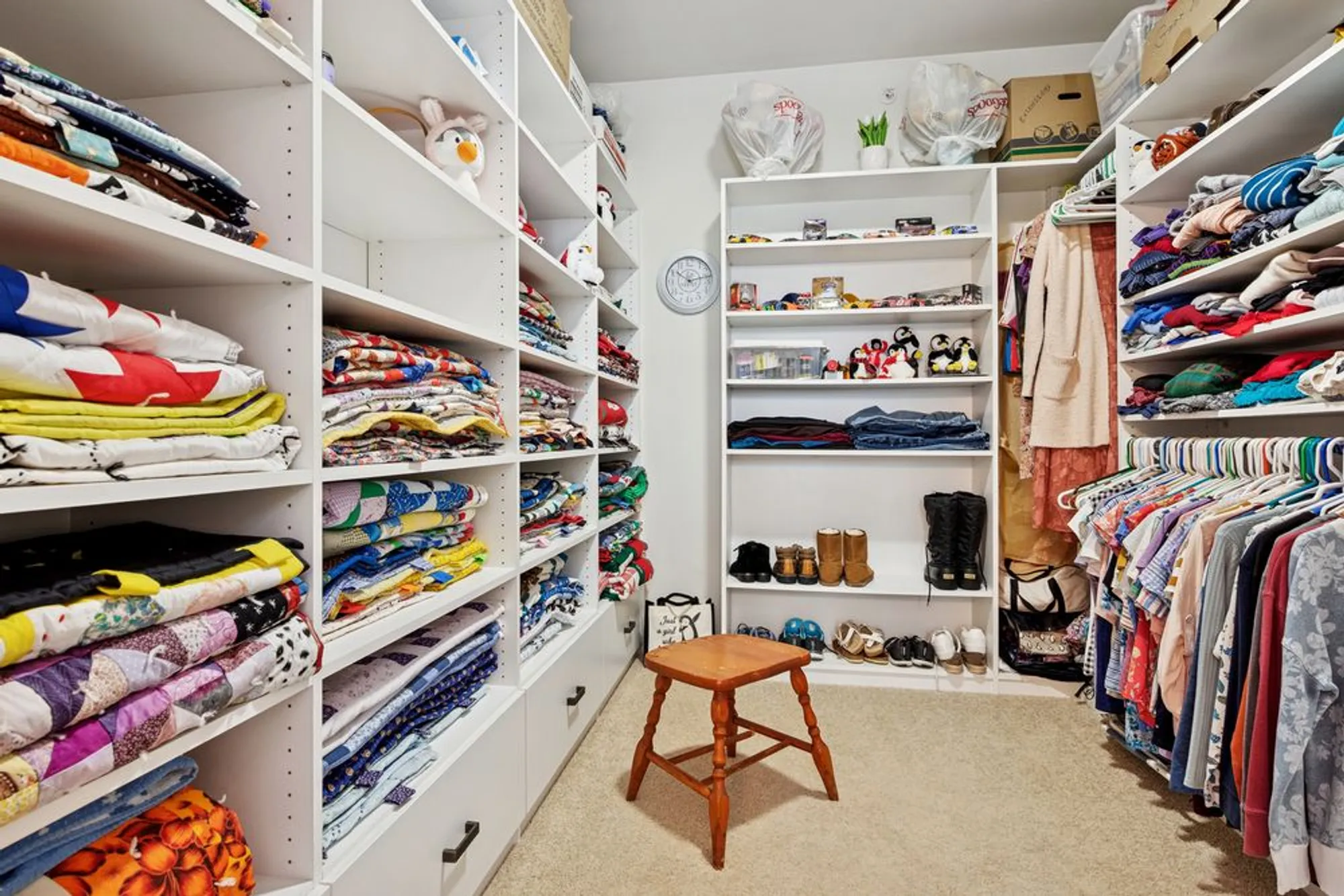 Property Slideshow image 11 of 21 | 12490 russet ln, Huntley, IL, 60142