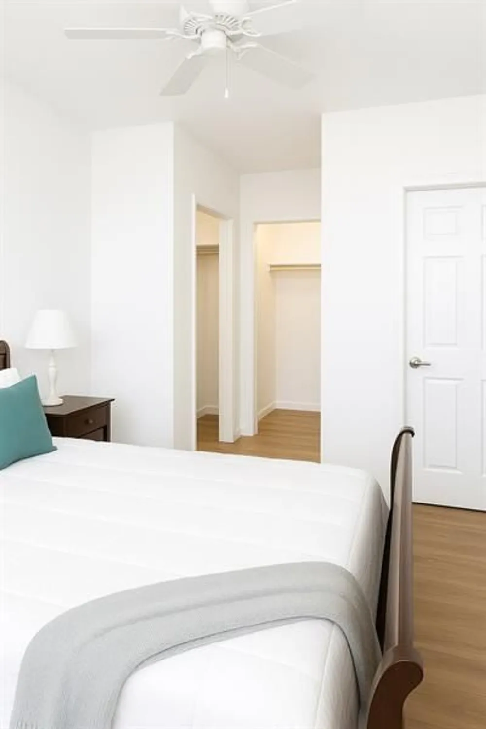 Property Slideshow image 11 of 29 | 3333 ne 34th st 1702, Fort Lauderdale, FL, 33308