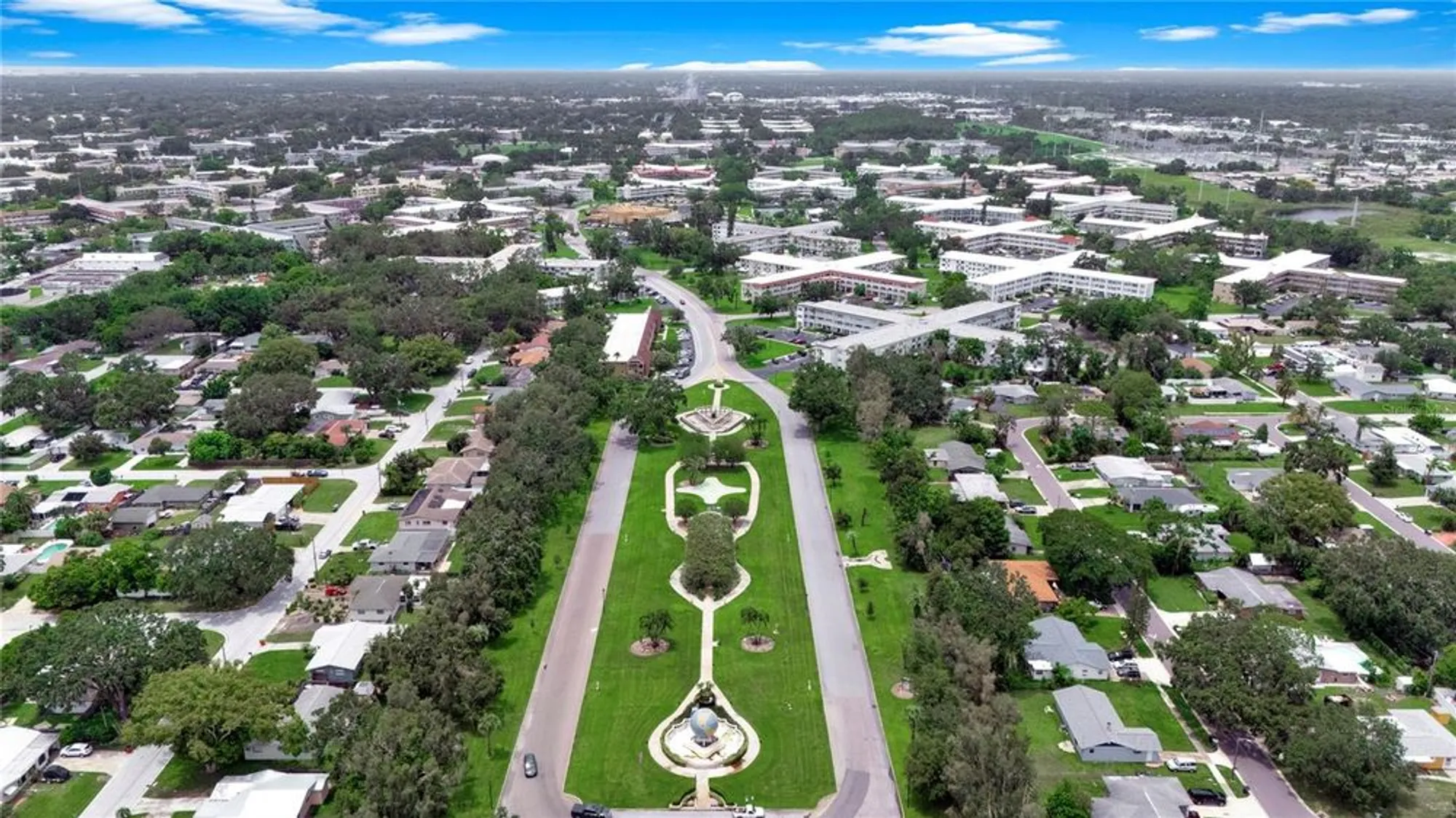 Property Slideshow image 33 of 38 | 2463 brazilia dr apt 31, Clearwater, FL, 33763