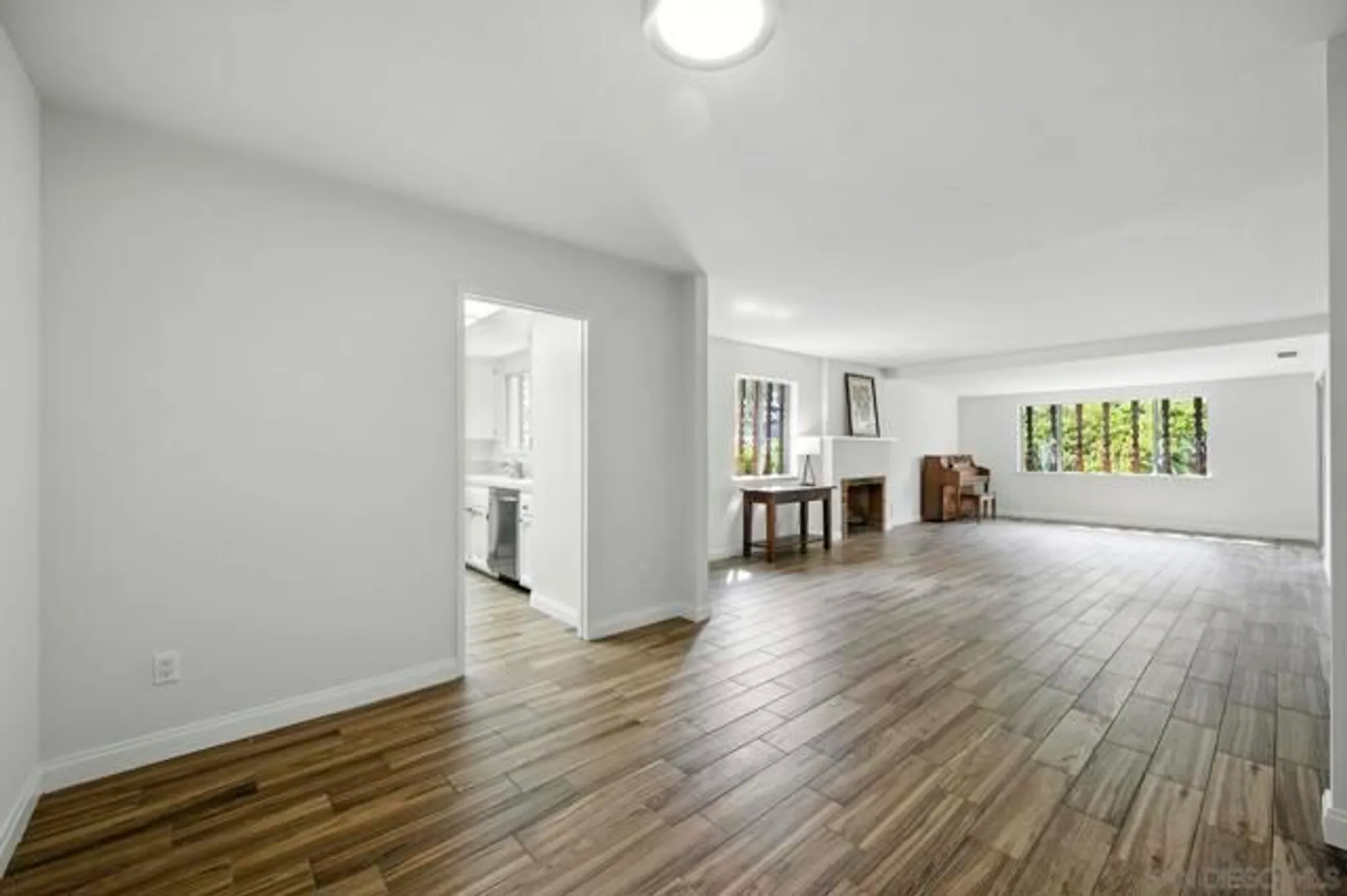 Property Slideshow image 22 of 35 | 16660 roca dr, San Diego, CA, 92128