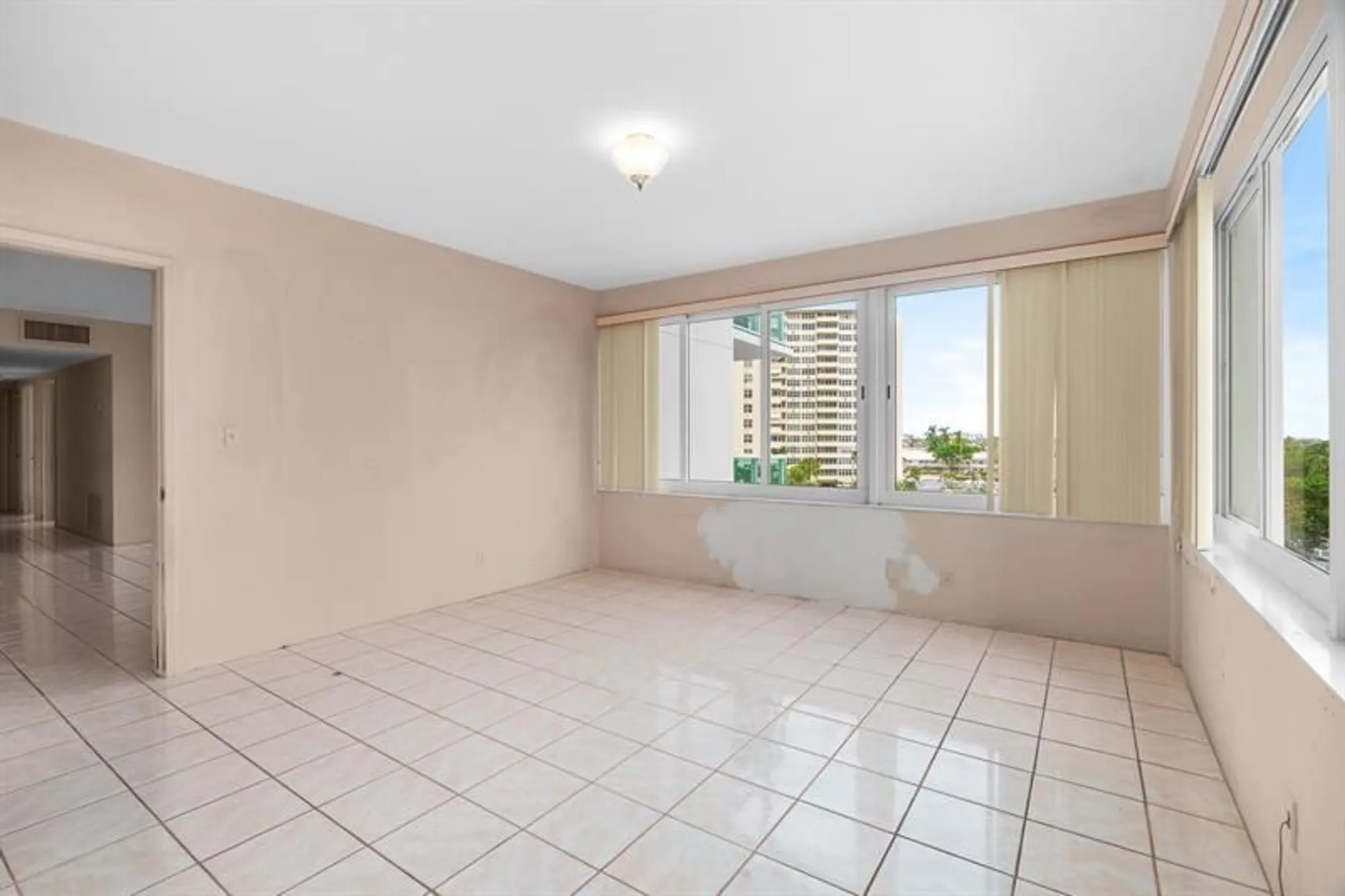 Property Slideshow image 17 of 46 | 3233 ne 34th st 508, Fort Lauderdale, FL, 33308