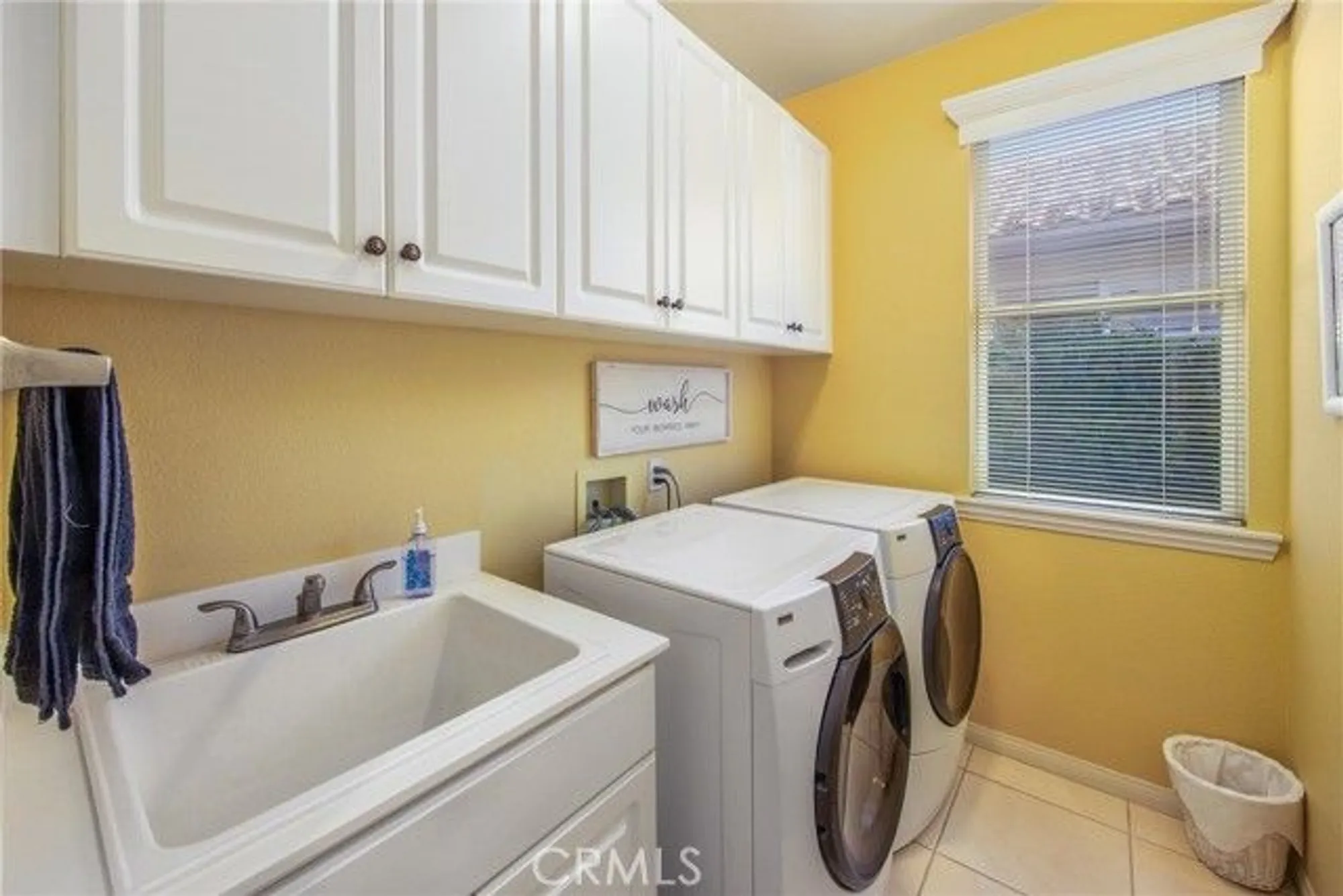 Property Slideshow image 23 of 54 | 4976 silverado ave, Banning, CA, 92220