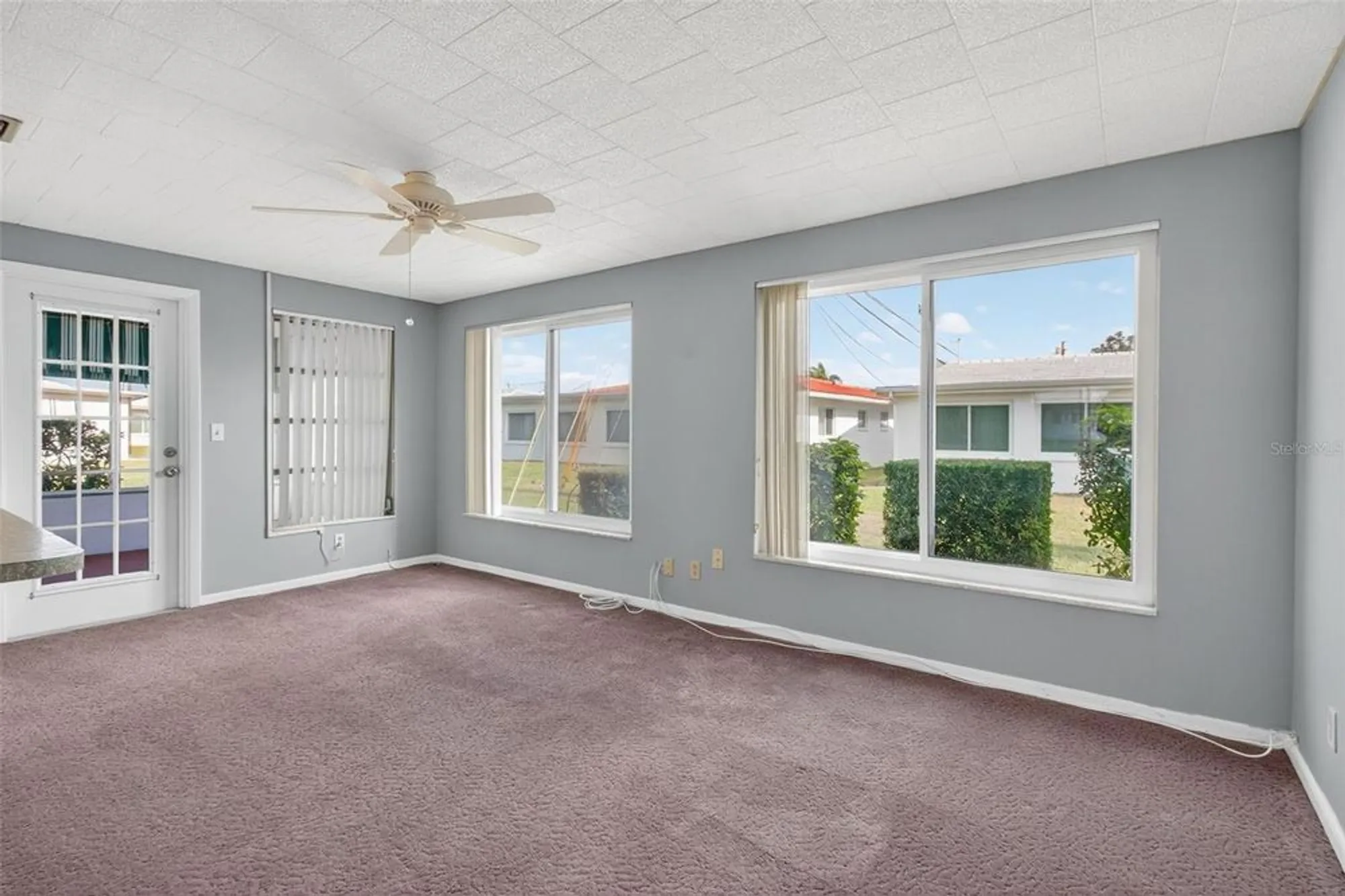 Property Slideshow image 8 of 35 | 9481 45th pl n # 9481, Pinellas Park, FL, 33782