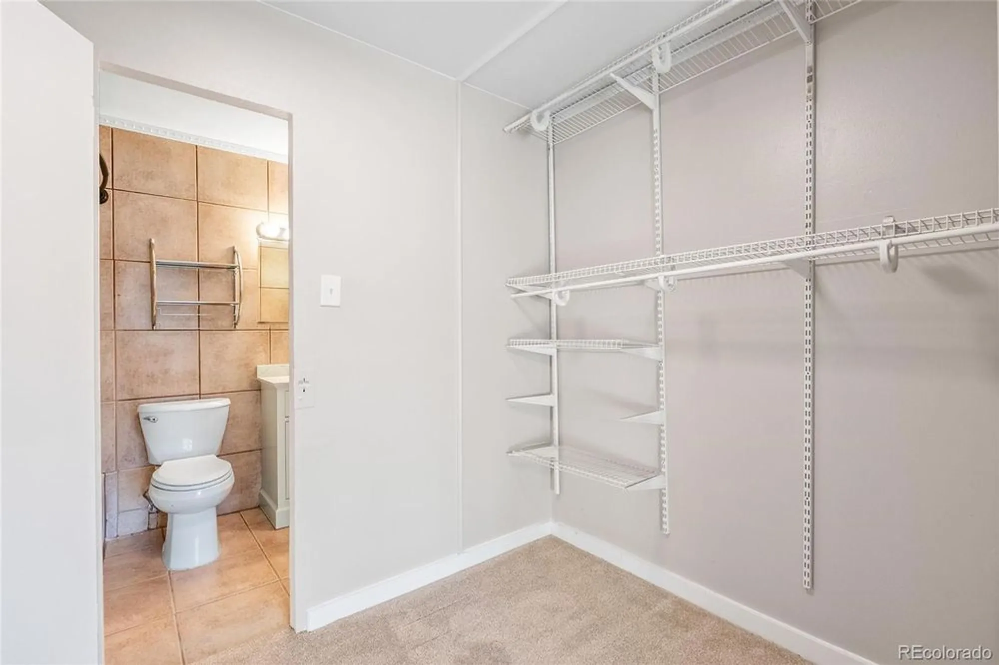 Property Slideshow image 13 of 19 | 765 s alton way 6b, Denver, CO, 80247
