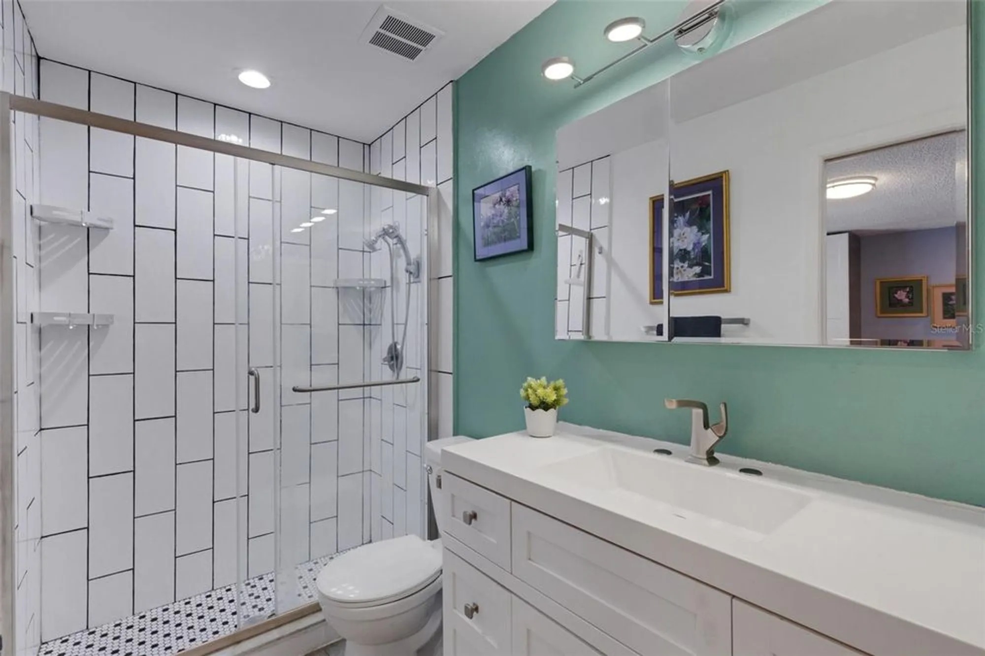 Property Slideshow image 34 of 91 | 1065 tartan dr c, Palm Harbor, FL, 34684