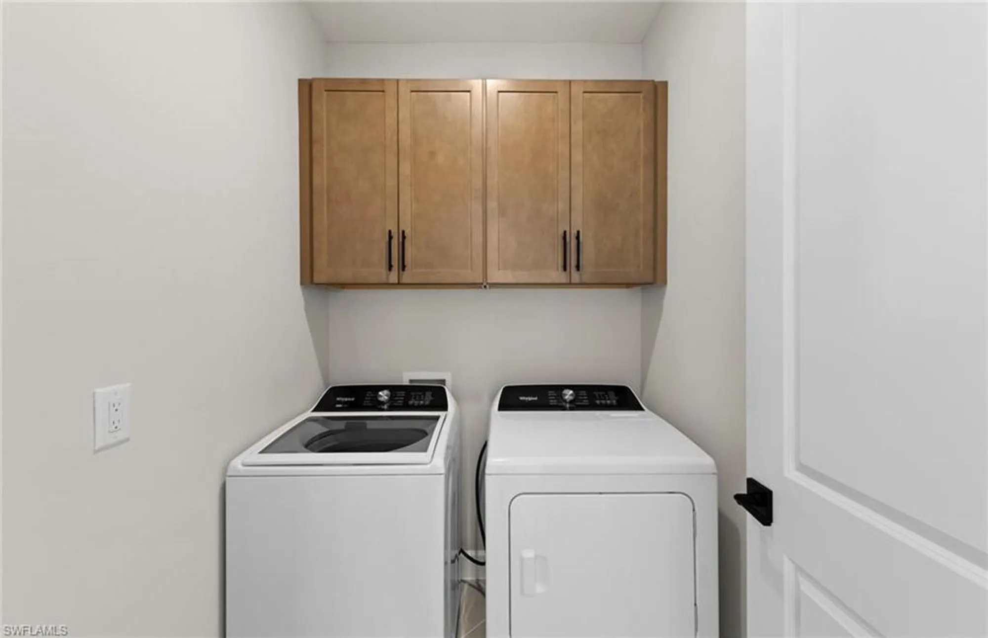 Property Slideshow image 29 of 47 | 7152 chapel creek ln, North Fort Myers, FL, 33917