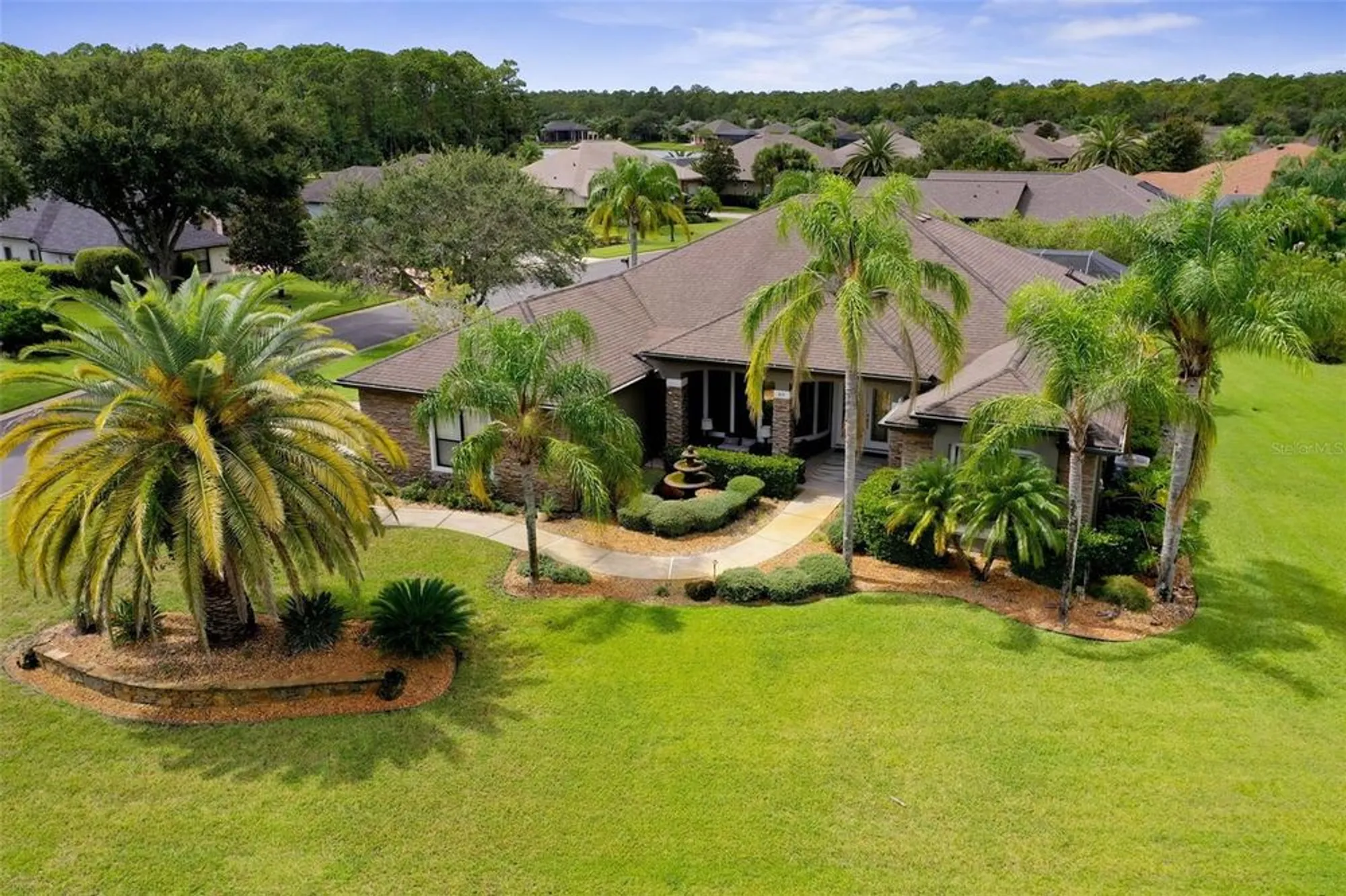 Property Slideshow image 1 of 100 | 815 westlake dr, Ormond Beach, FL, 32174