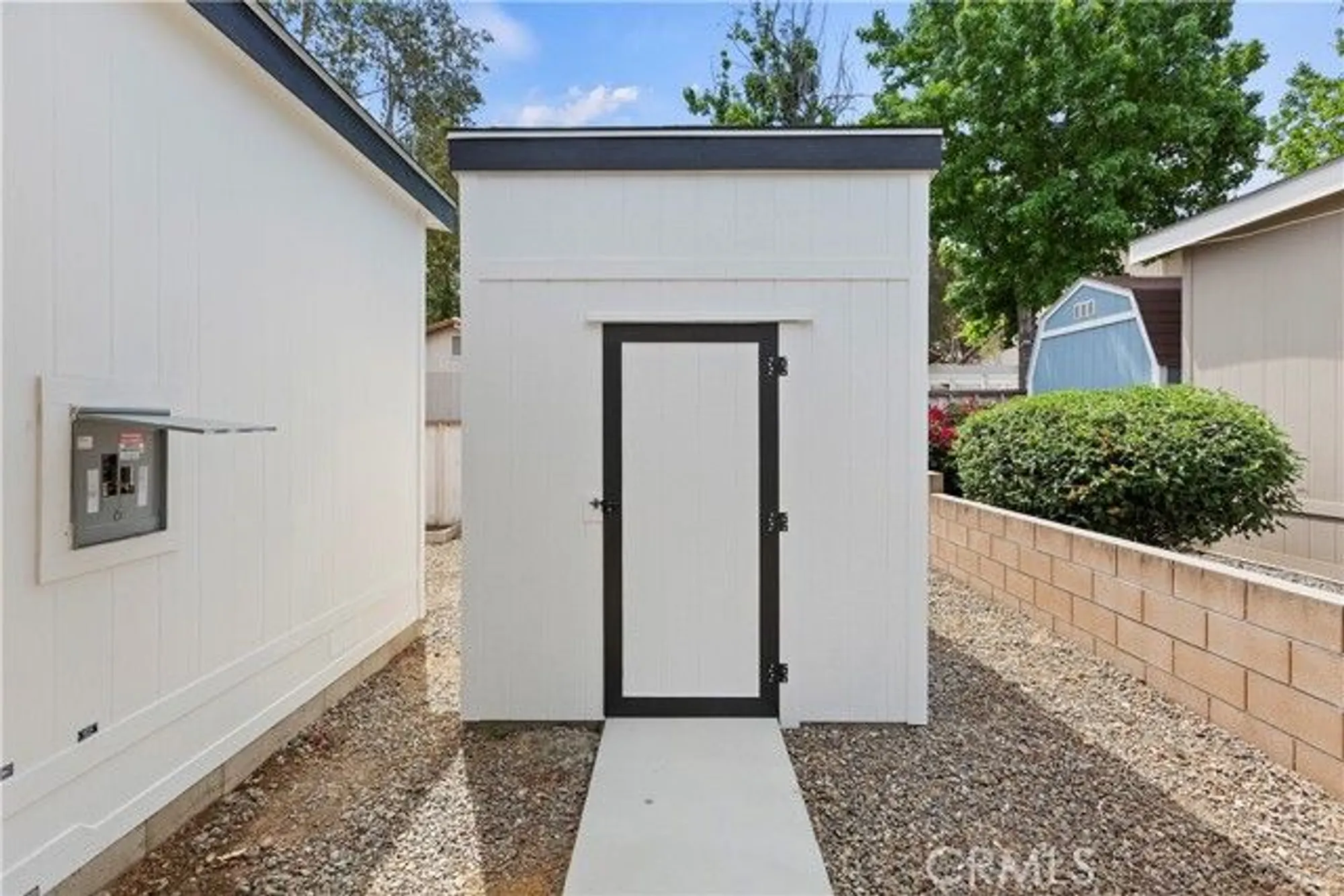 Property Slideshow image 8 of 38 | 991 norwich way, Corona, CA, 92882