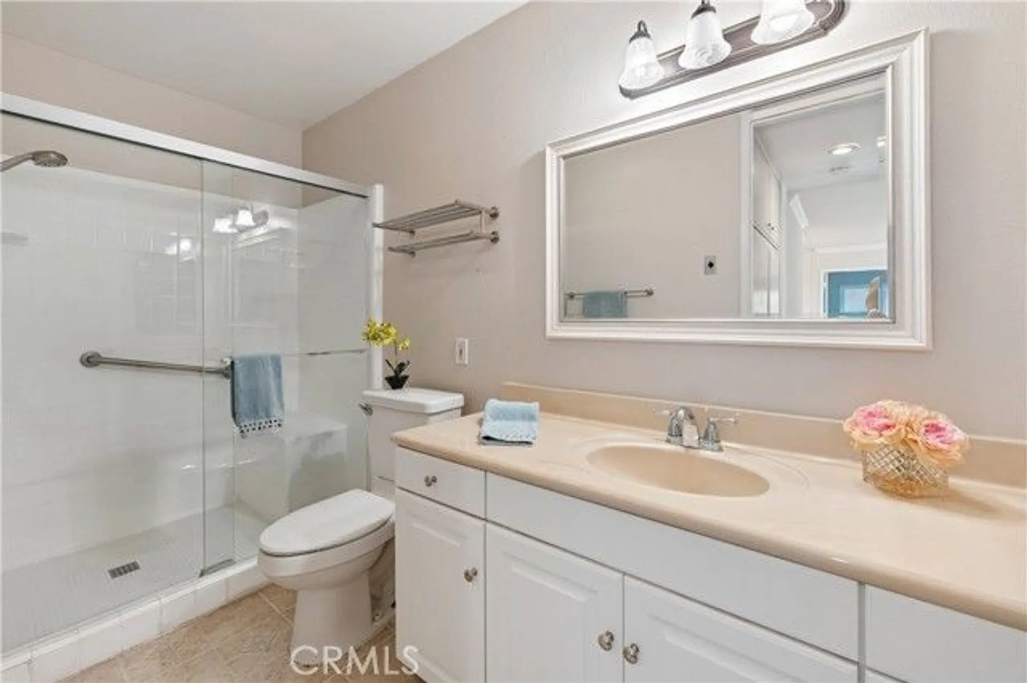 Property Slideshow image 3 of 22 | 2267 via puerta d, Laguna Woods, CA, 92637